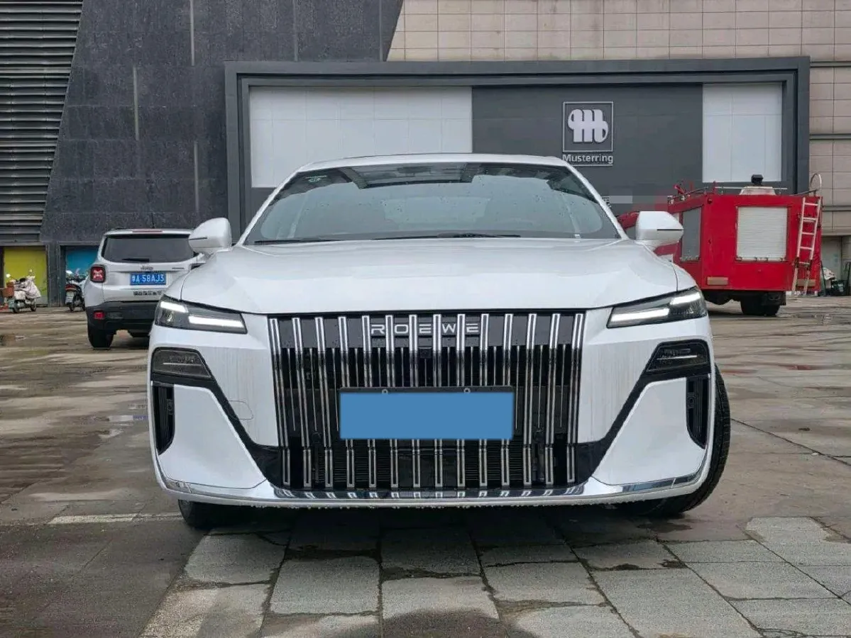 2025 Roewe M7 DMH 1.5L 112HP L4 1DHT PHEV,autocango,china used car exporter,china ev exporter,chinese used car exporter,chinese used ev exporter