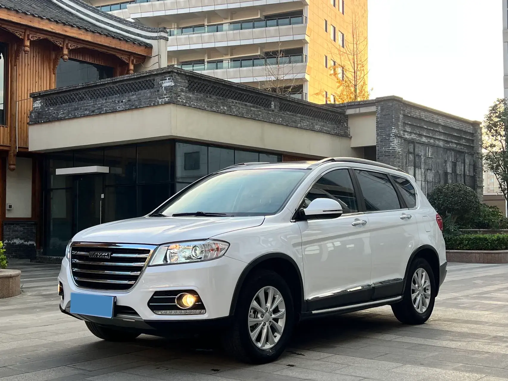 2019 HAVAL H6 view 1