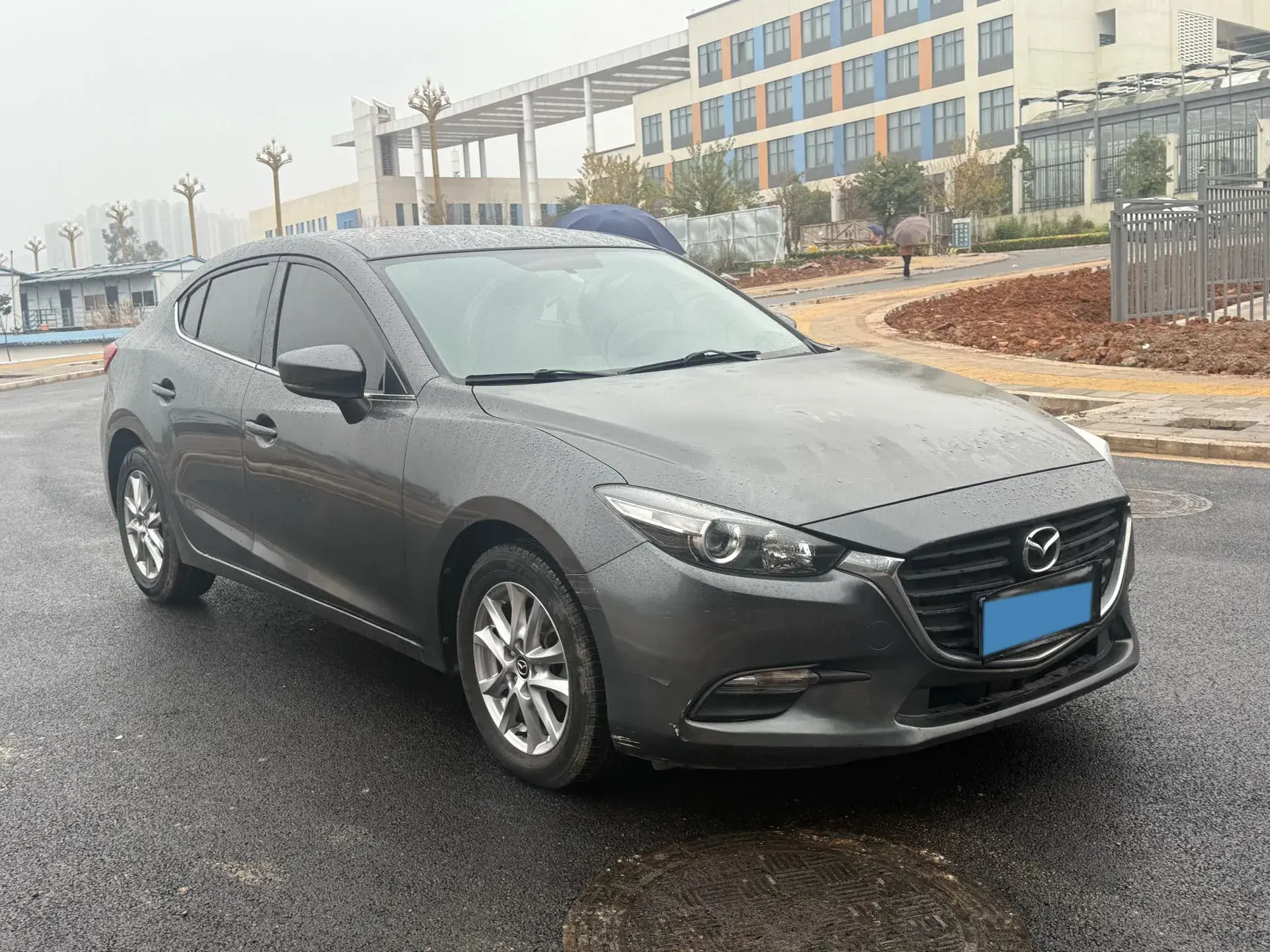 2017 MAZDA 3 thumbnail 3
