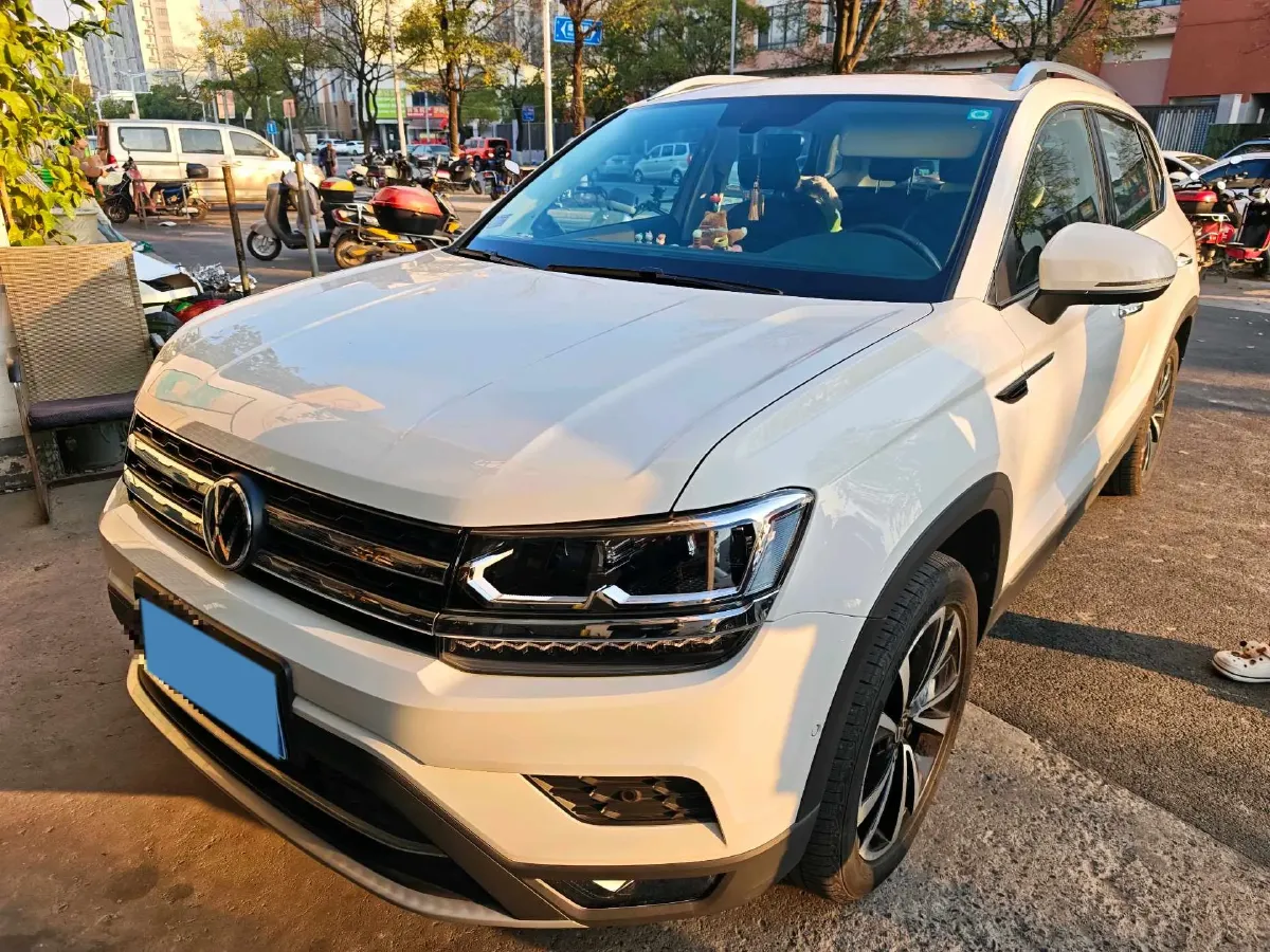 2022 Volkswagen Tharu 1.4T 150HP L4 7DCT,autocango,china used car exporter,china ev exporter,chinese used car exporter,chinese used ev exporter
