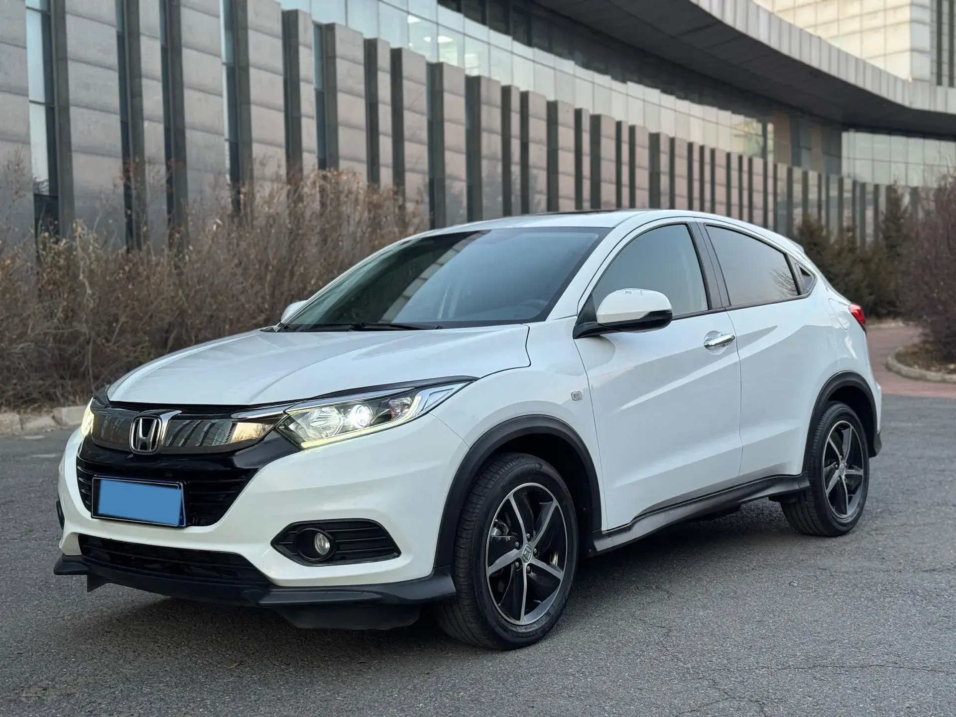 2020 HONDA VEZEL view 1