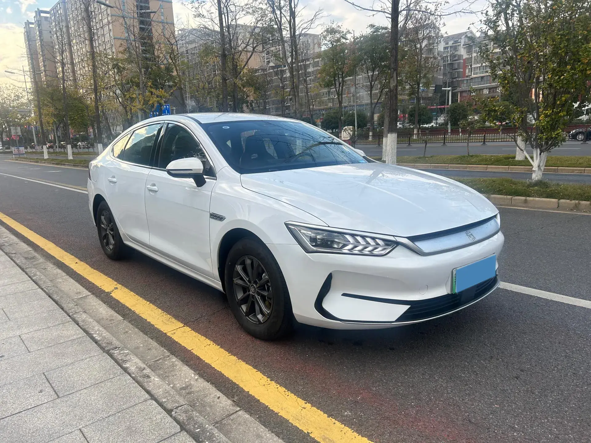 2023 BYD QIN thumbnail 2