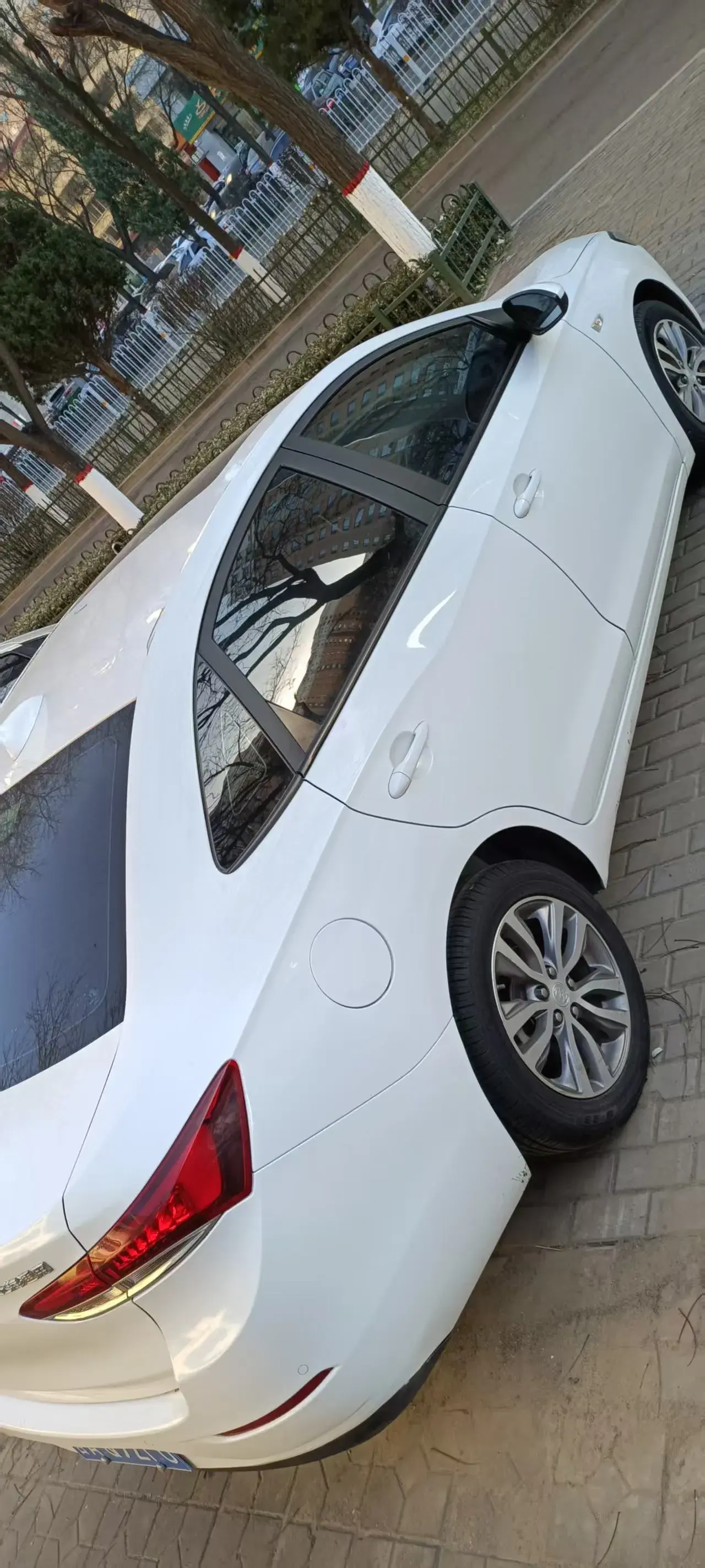 2019 BUICK EXCELLE thumbnail 4