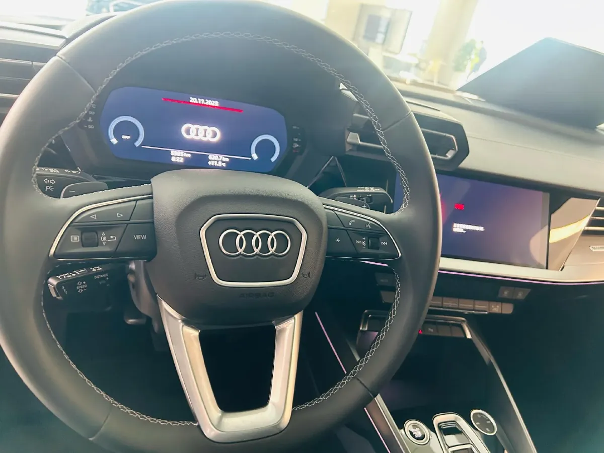 2025 Audi A3 1.5T 160HP L4 7DCT,autocango,china used car exporter,china ev exporter,chinese used car exporter,chinese used ev exporter