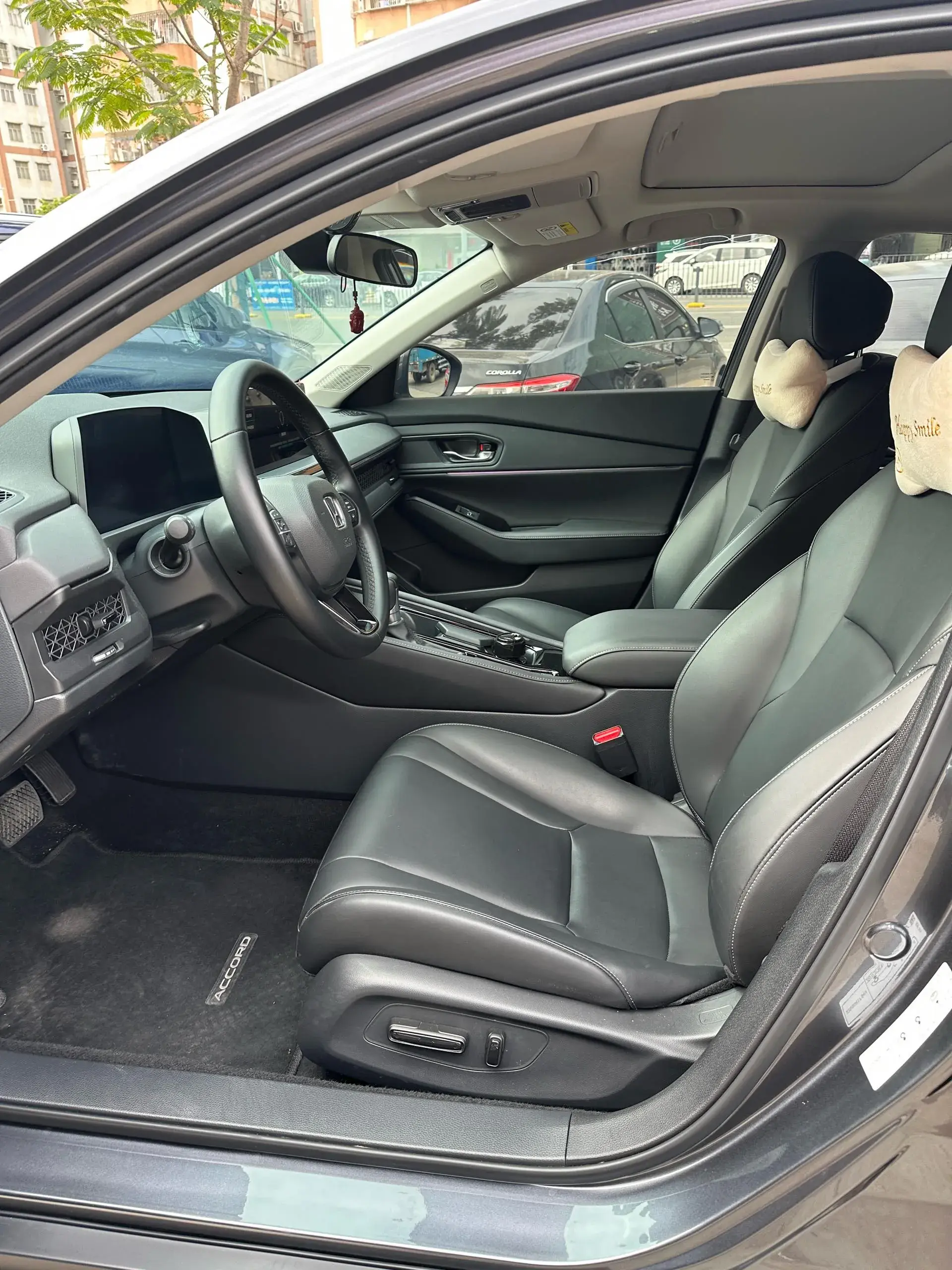 2023 HONDA ACCORD thumbnail 3