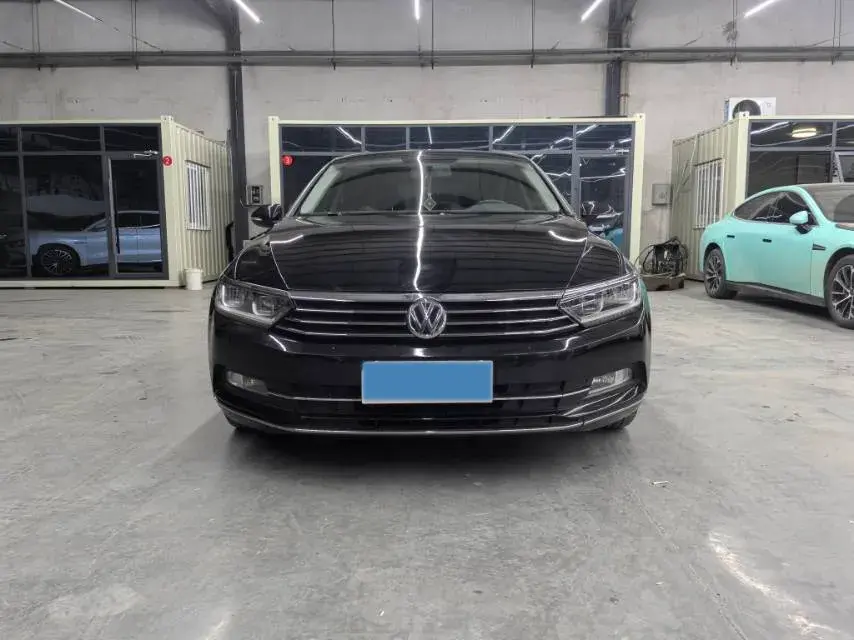 2019 VOLKSWAGEN MAGOTAN thumbnail 2