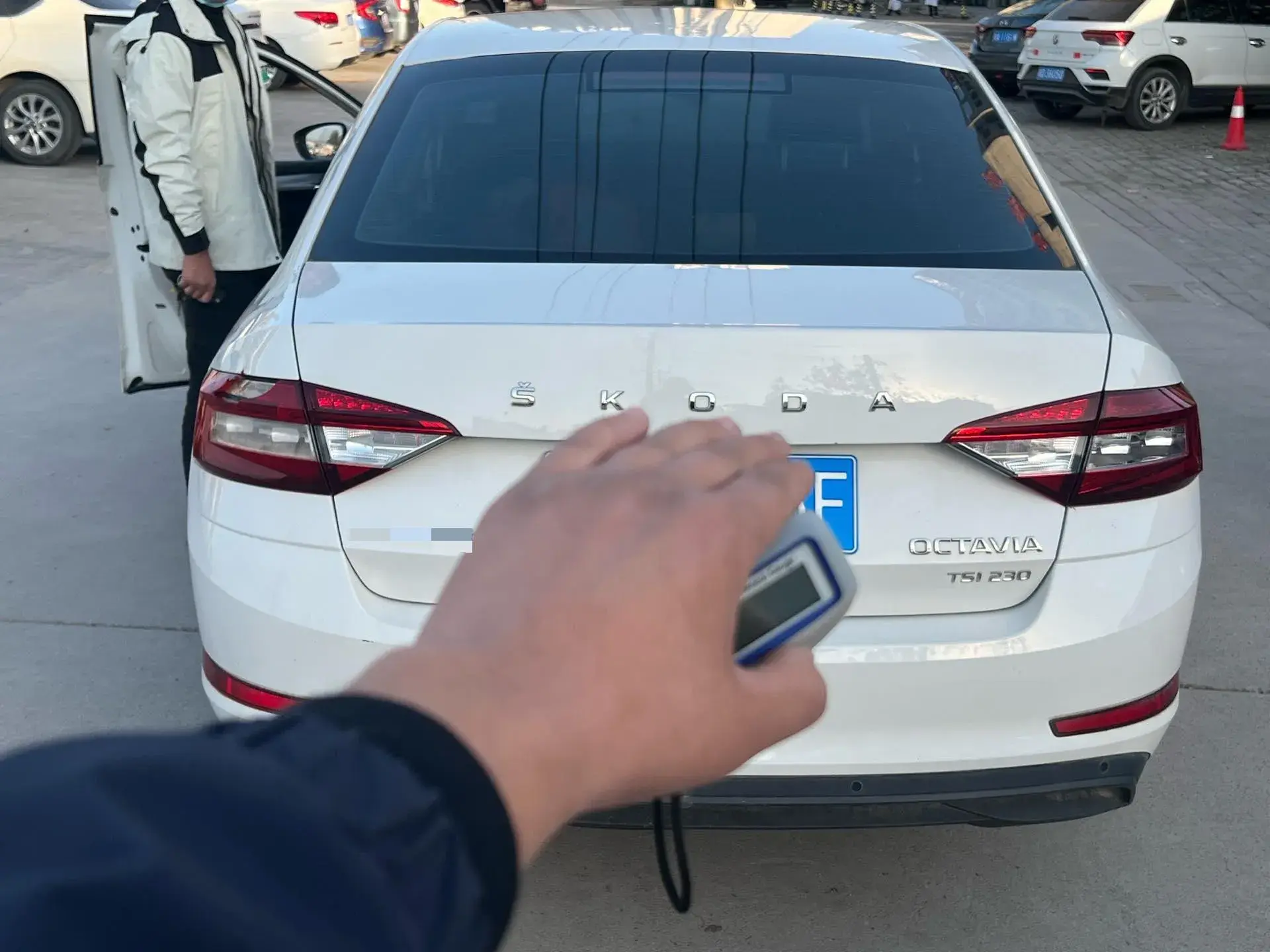 2019 SKODA OCTAVIA thumbnail 4