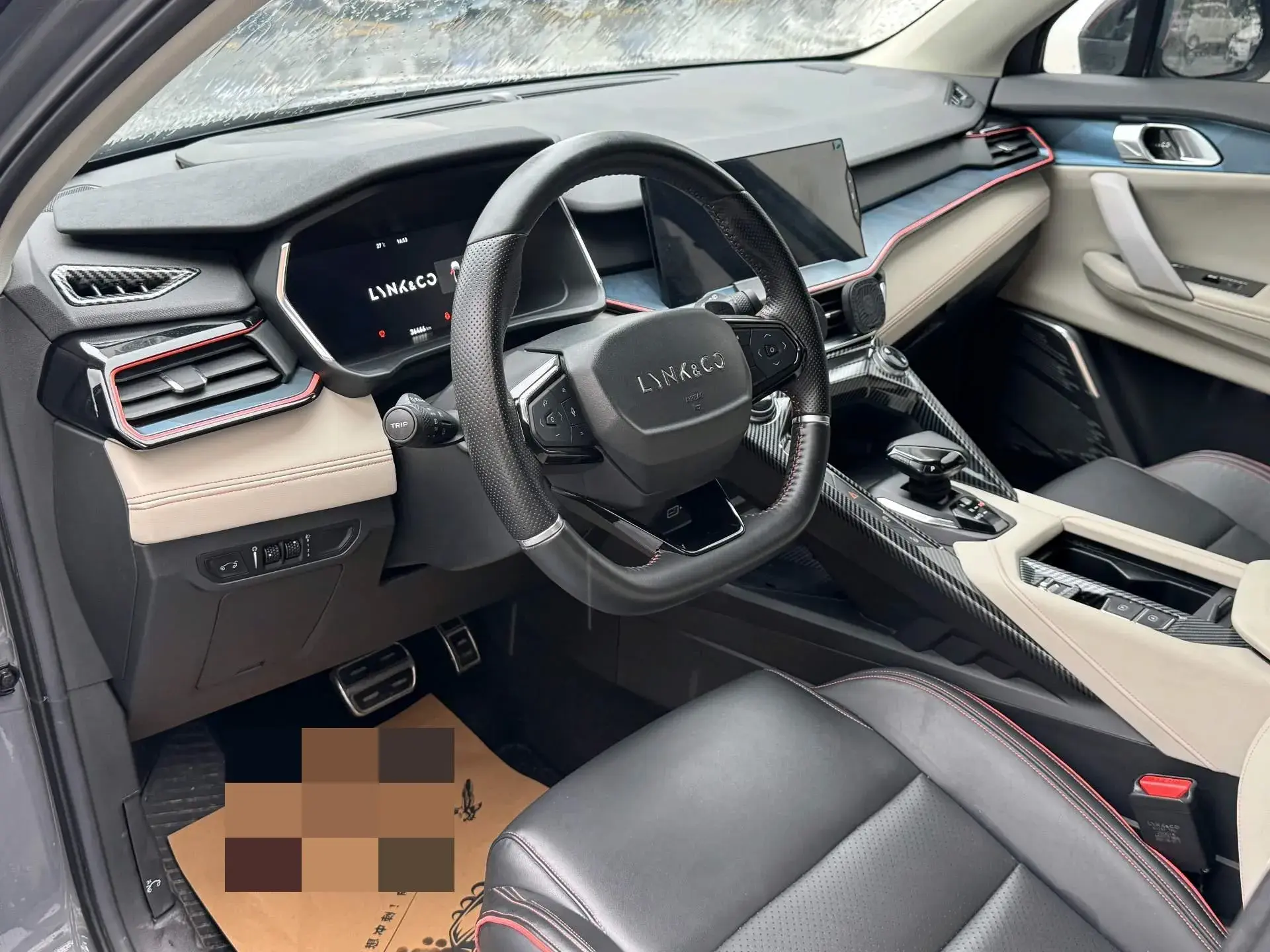 2020 LYNK&CO 06 thumbnail 3