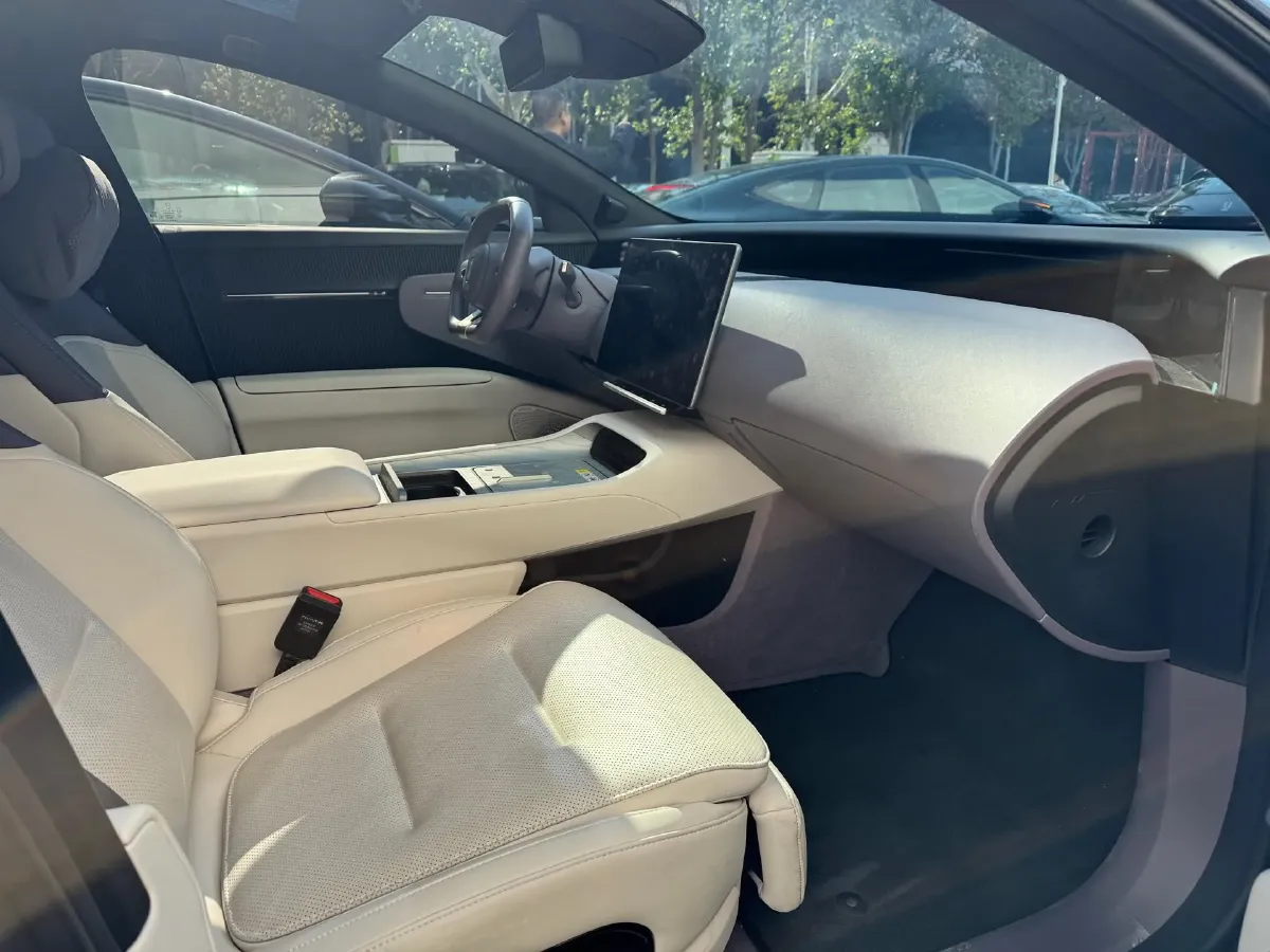 2025 Avatr 12 1.5T 156HP L4 REEV 39.05KWH,autocango,china used car exporter,china ev exporter,chinese used car exporter,chinese used ev exporter