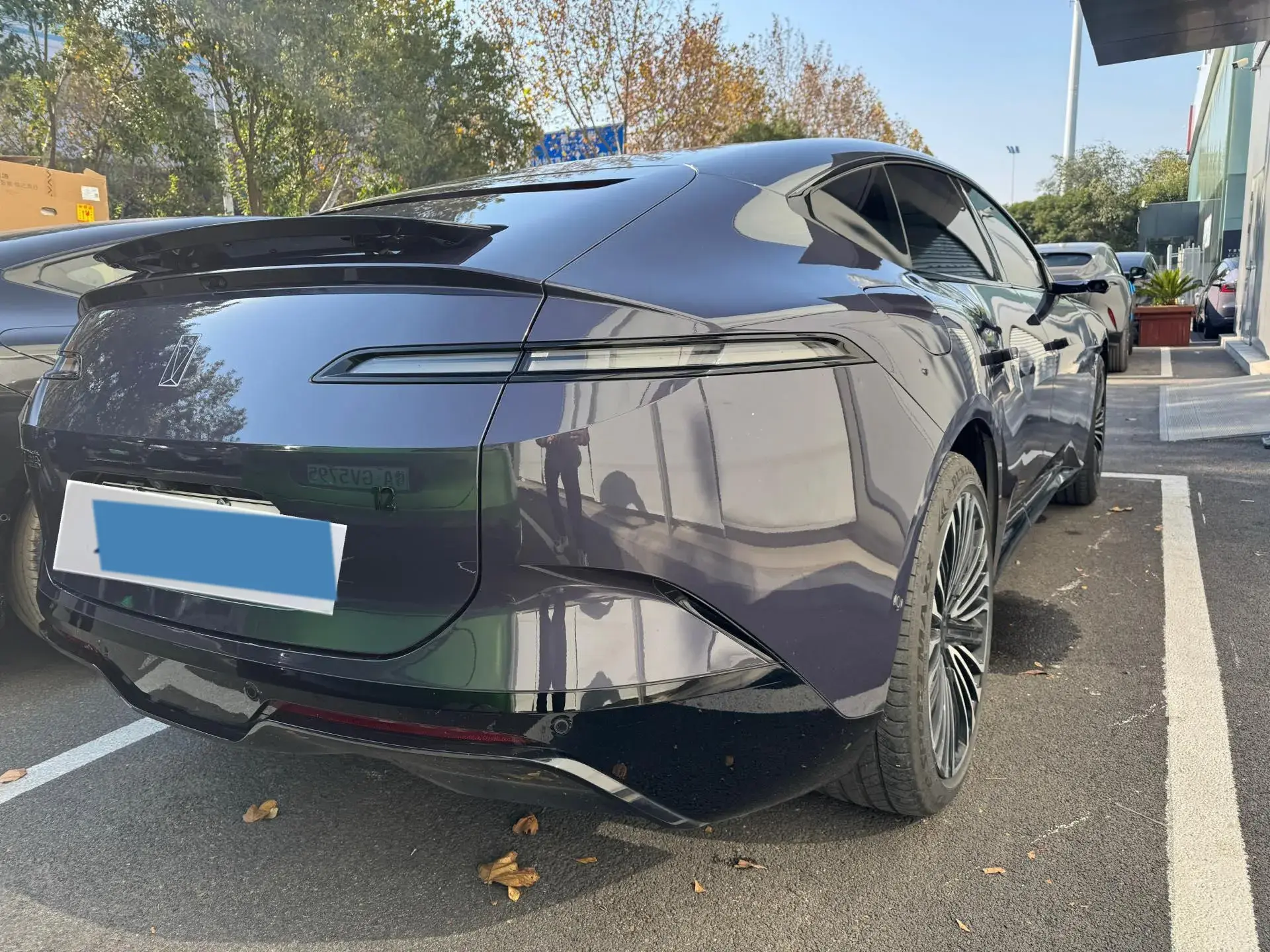 2025 AVATR 12 thumbnail 4