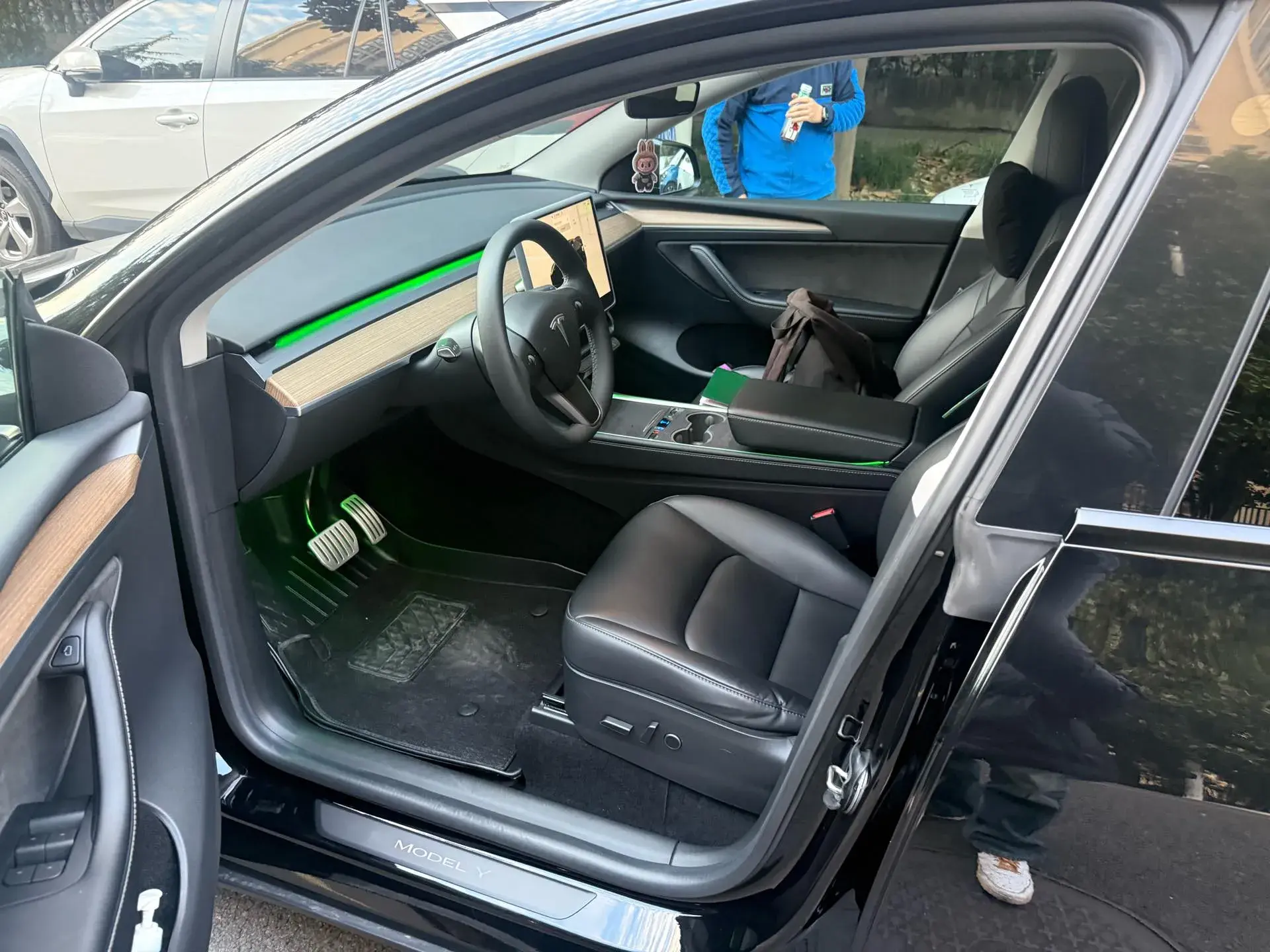 2022 TESLA MODEL thumbnail 2