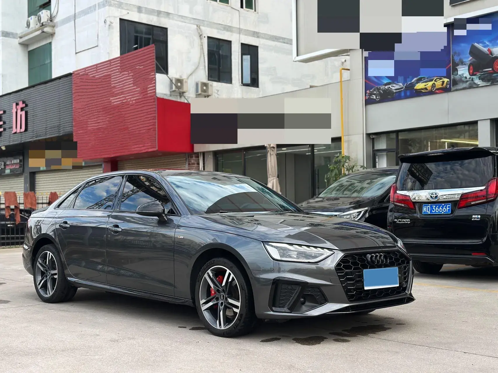 2023 AUDI A4L thumbnail 3