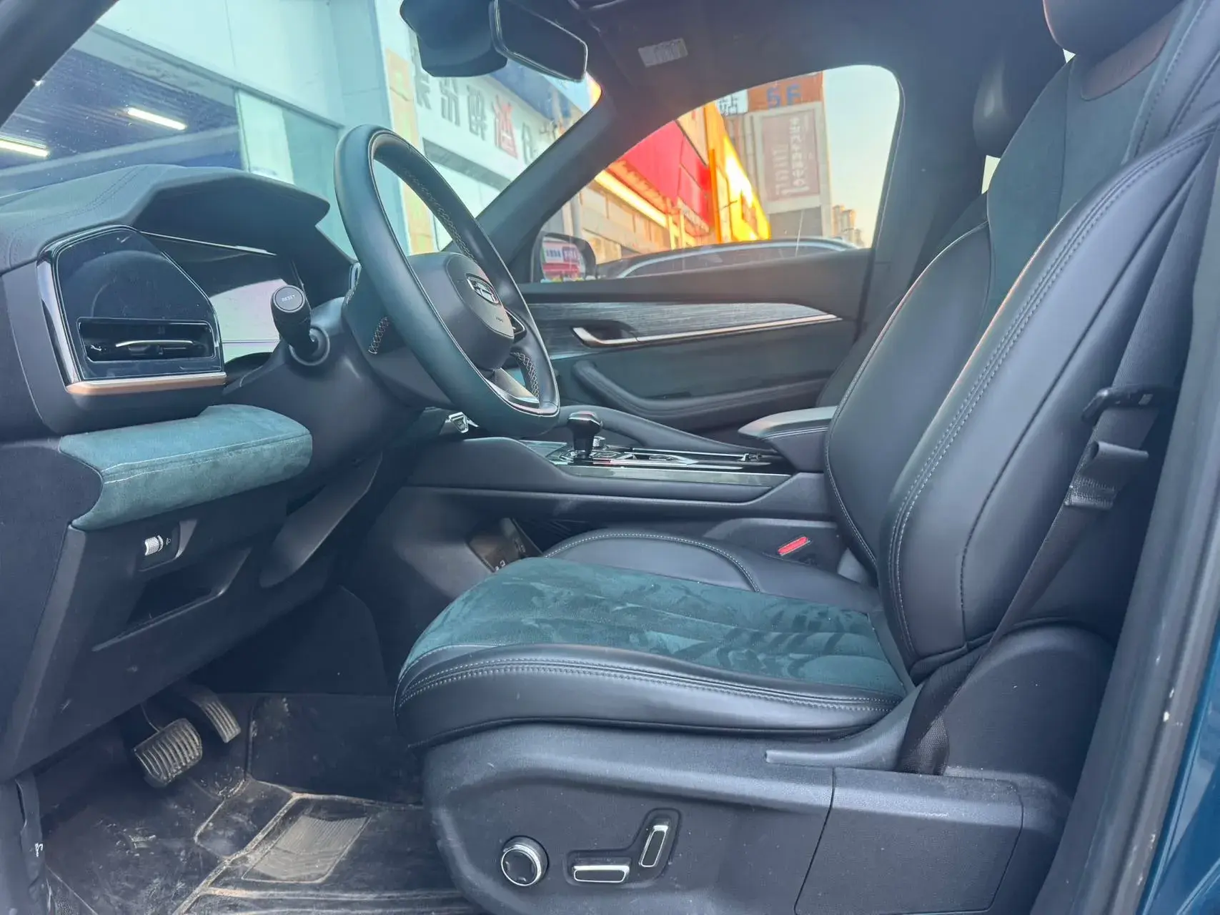 2021 GEELY MONJARO thumbnail 2