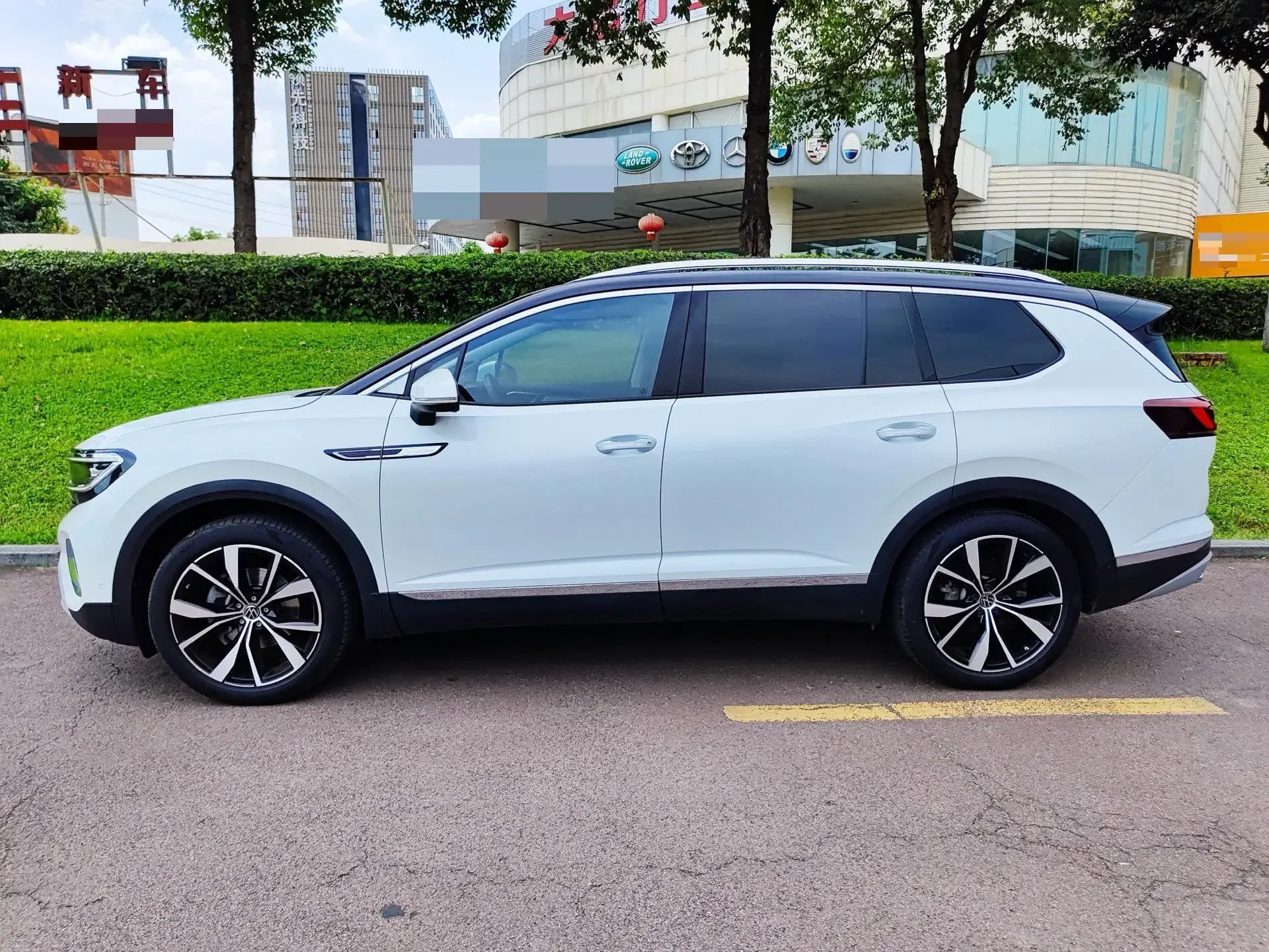 2022 VOLKSWAGEN TALAGON thumbnail 2