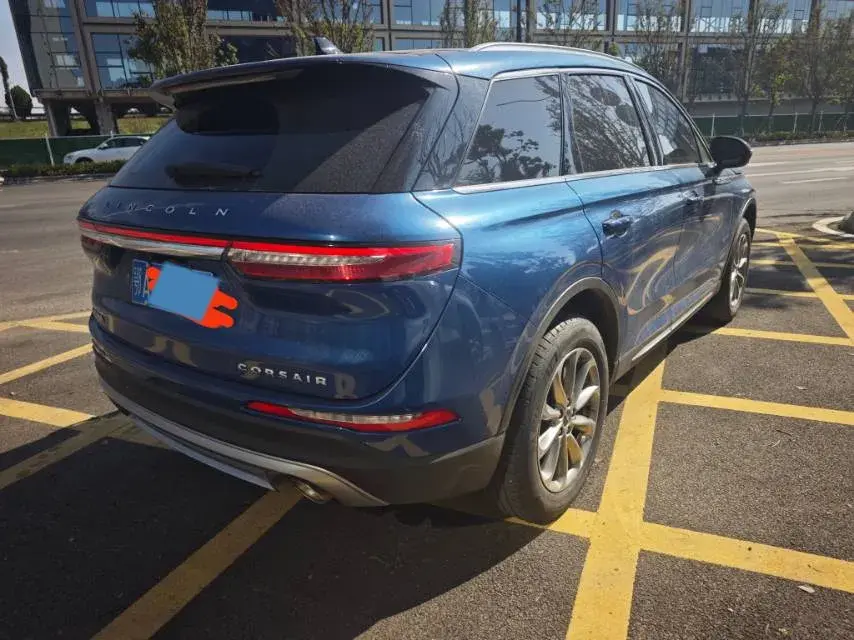 2021 LINCOLN CORSAIR thumbnail 3