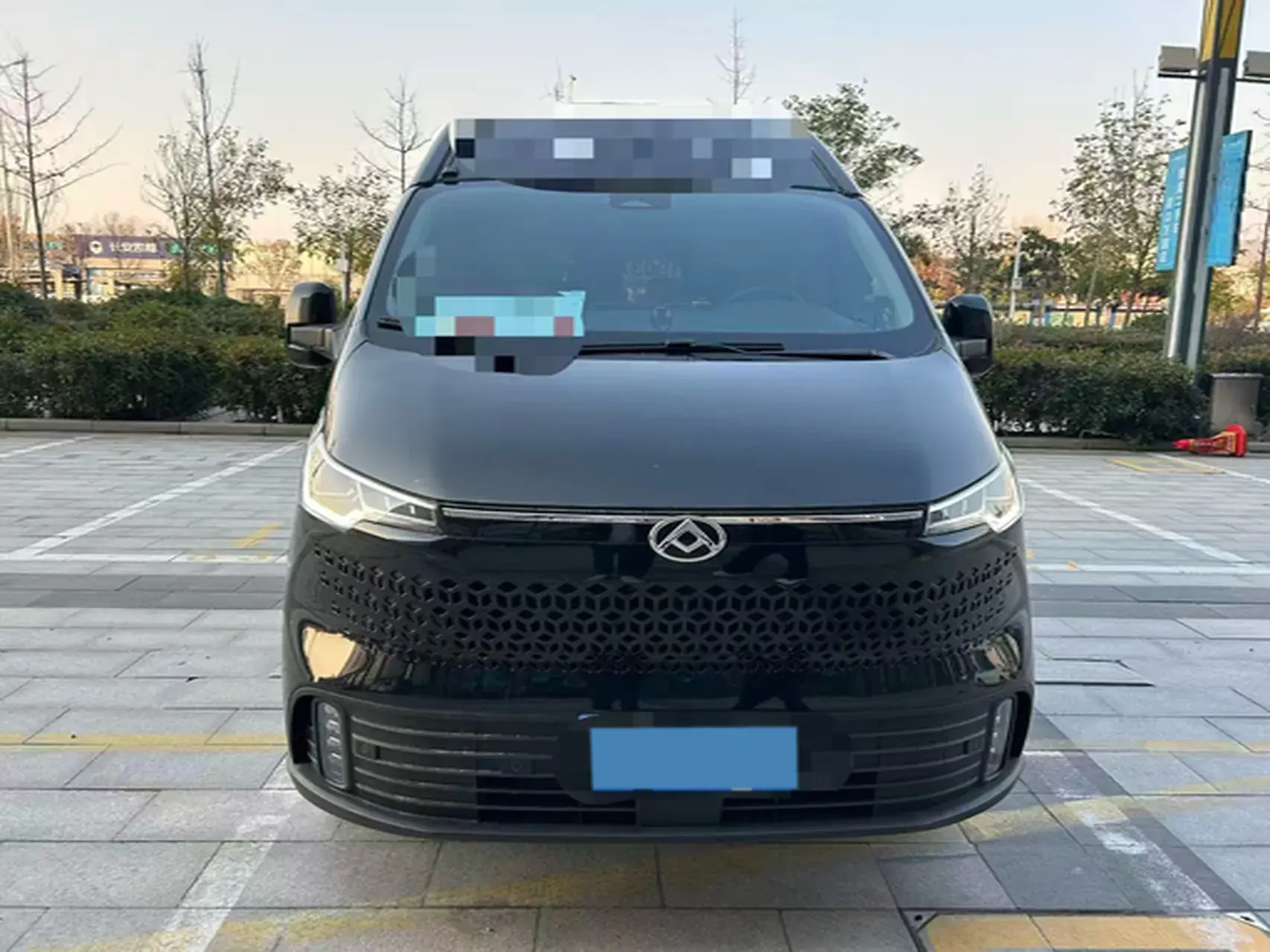 2023 MAXUS XINTU thumbnail 3