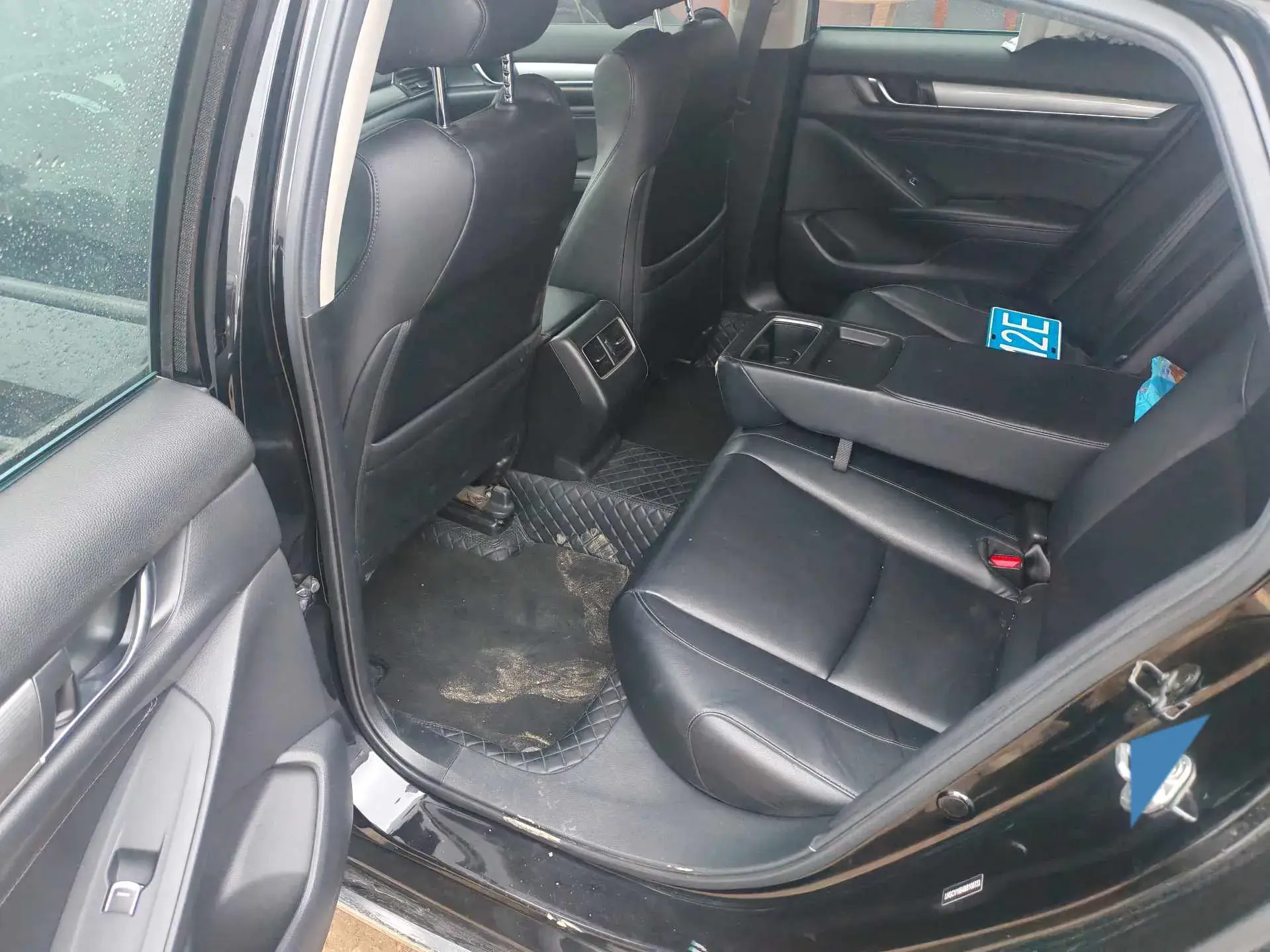 2021 HONDA ACCORD thumbnail 4