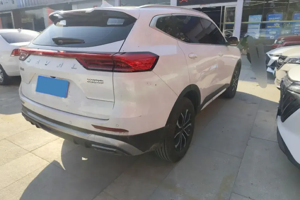 2023 HAVAL H6 thumbnail 2