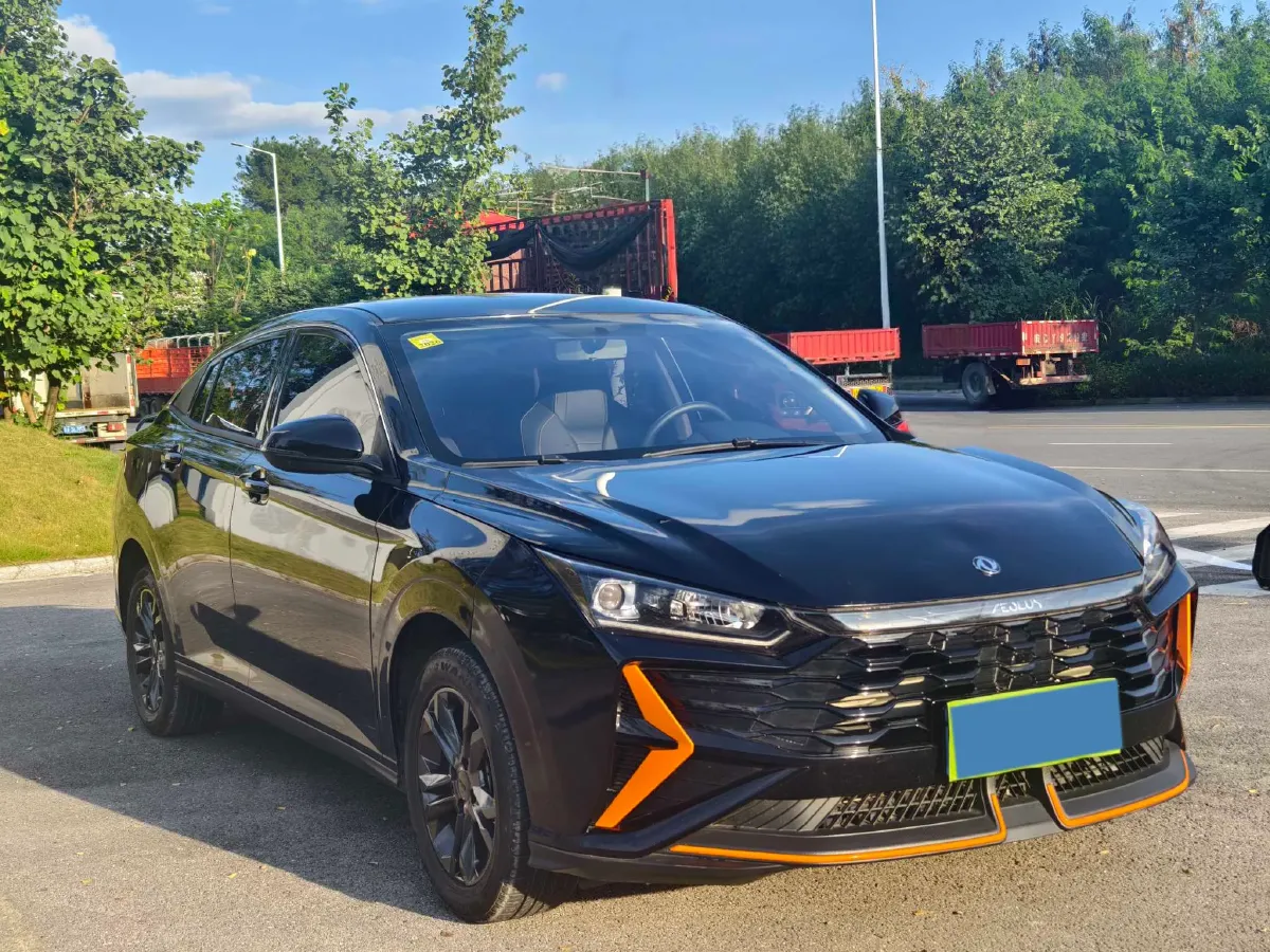 2023 DongFeng Aeolus YiXuan 1.5L 125HP L4 6DCT,autocango,china used car exporter,china ev exporter,chinese used car exporter,chinese used ev exporter