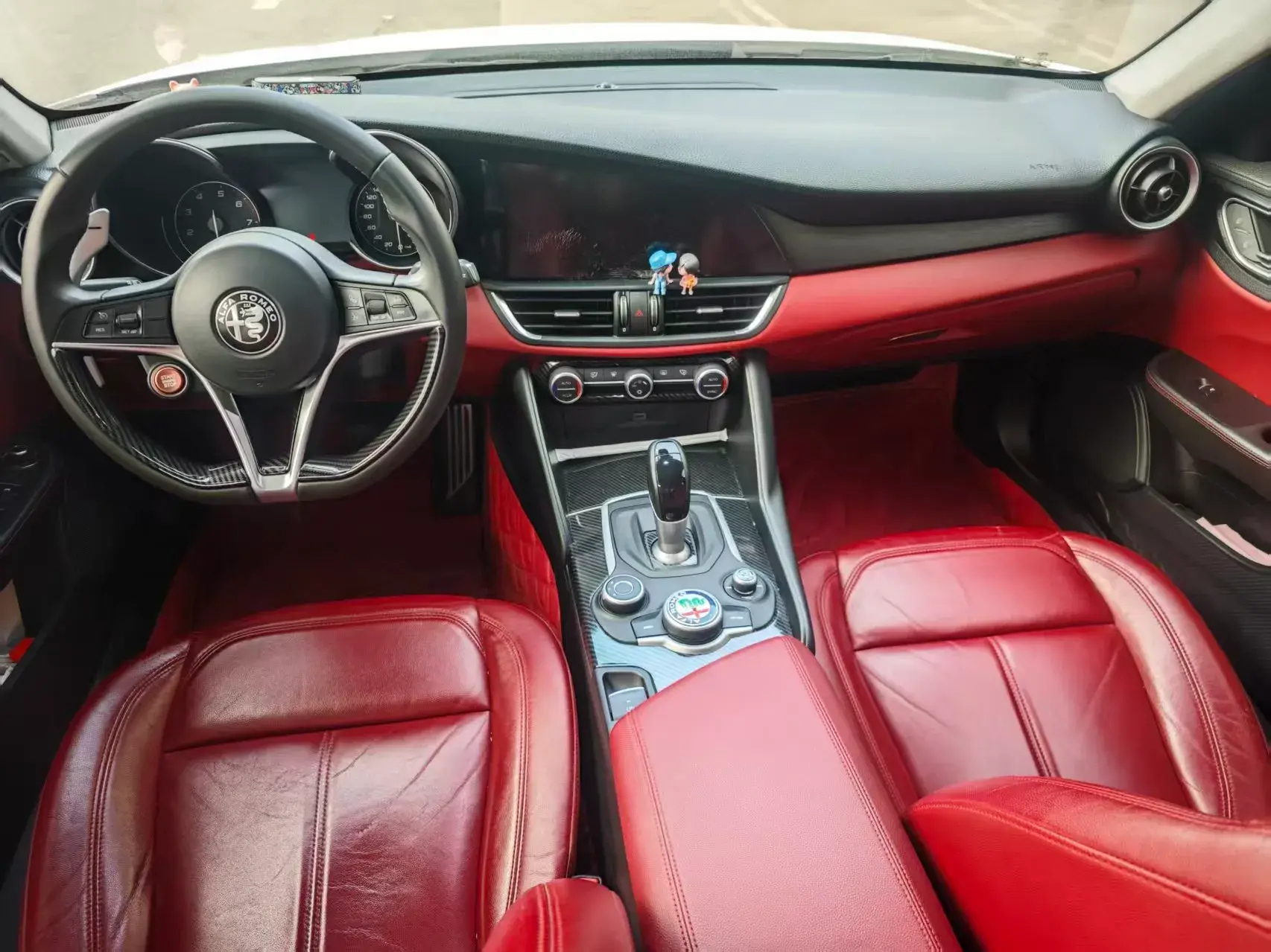 2017 ALFA ROMEO thumbnail 4