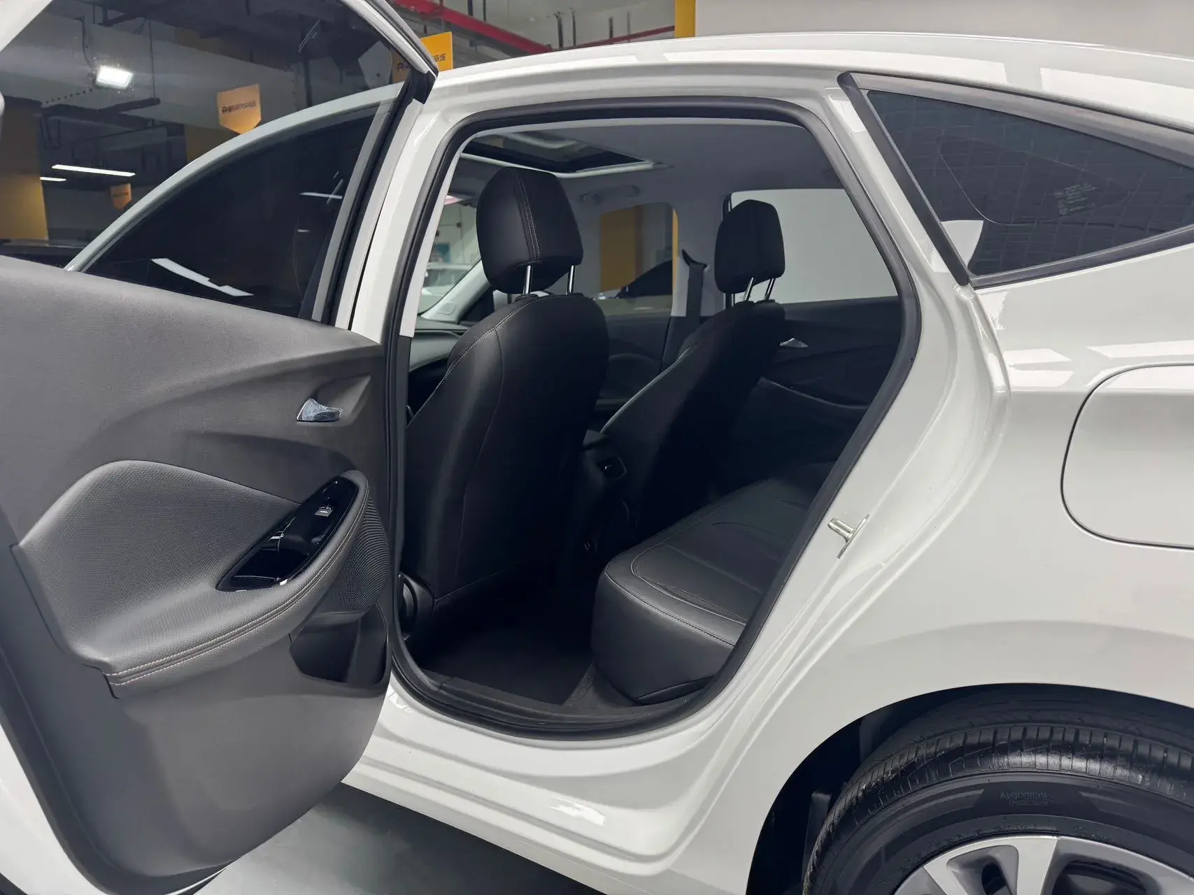 2023 BUICK VERANO thumbnail 3