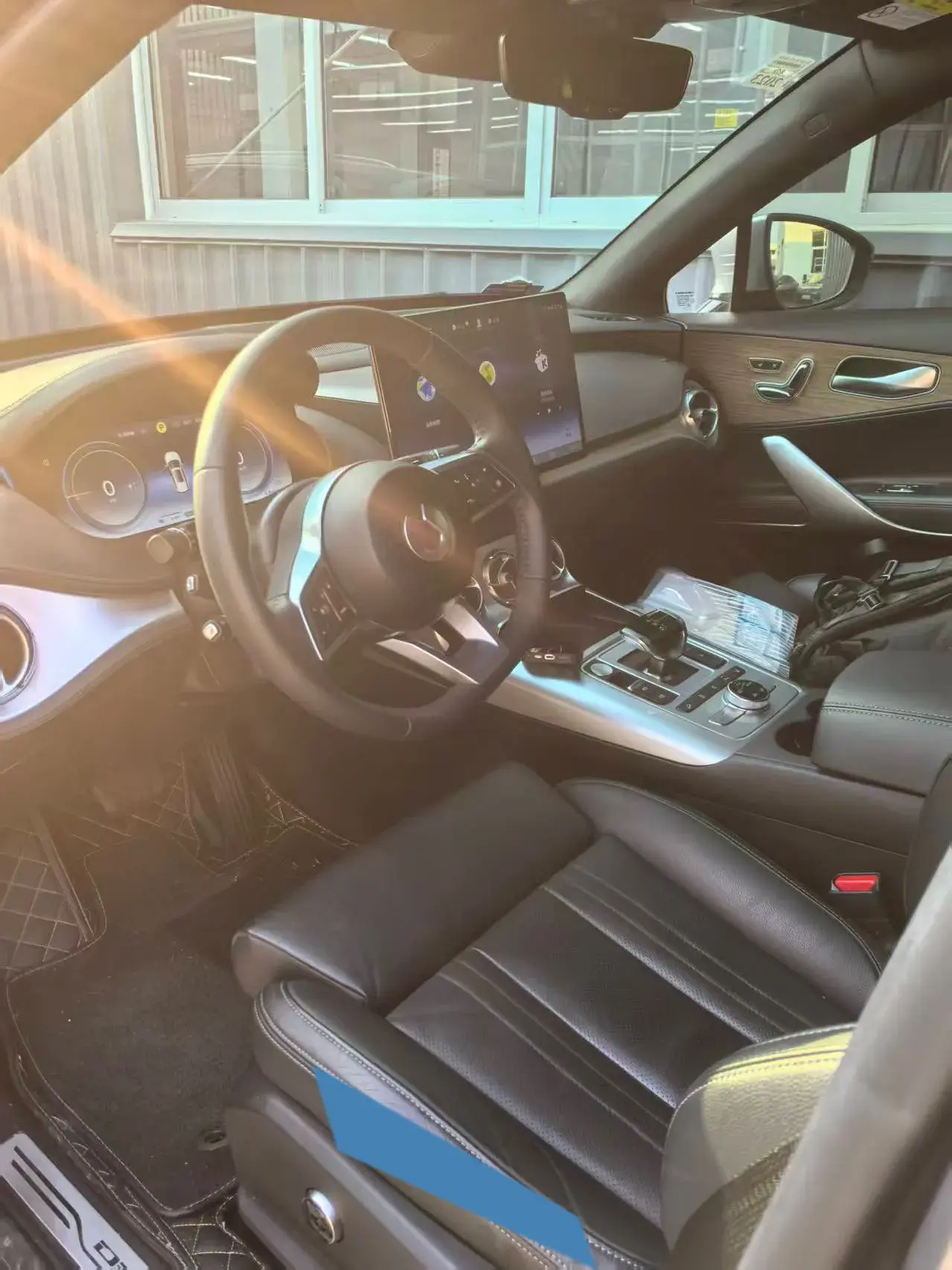 2020 DENZA X thumbnail 3