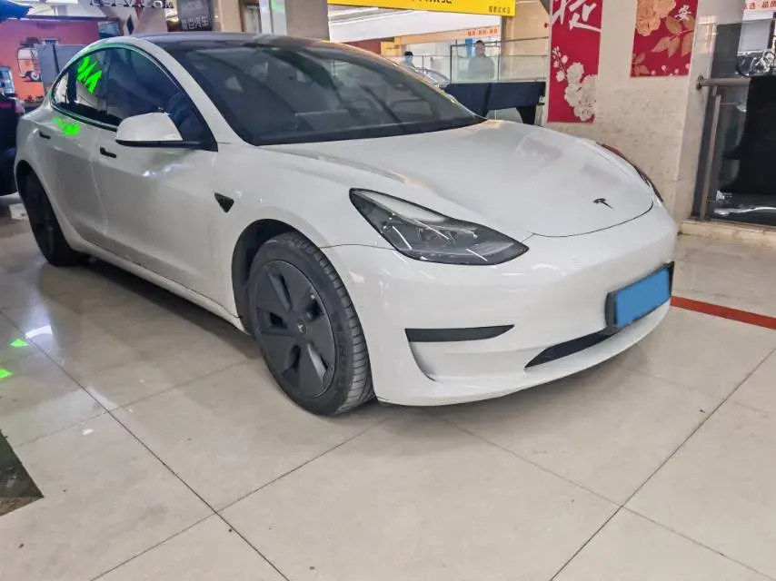 2021 TESLA MODEL thumbnail 2