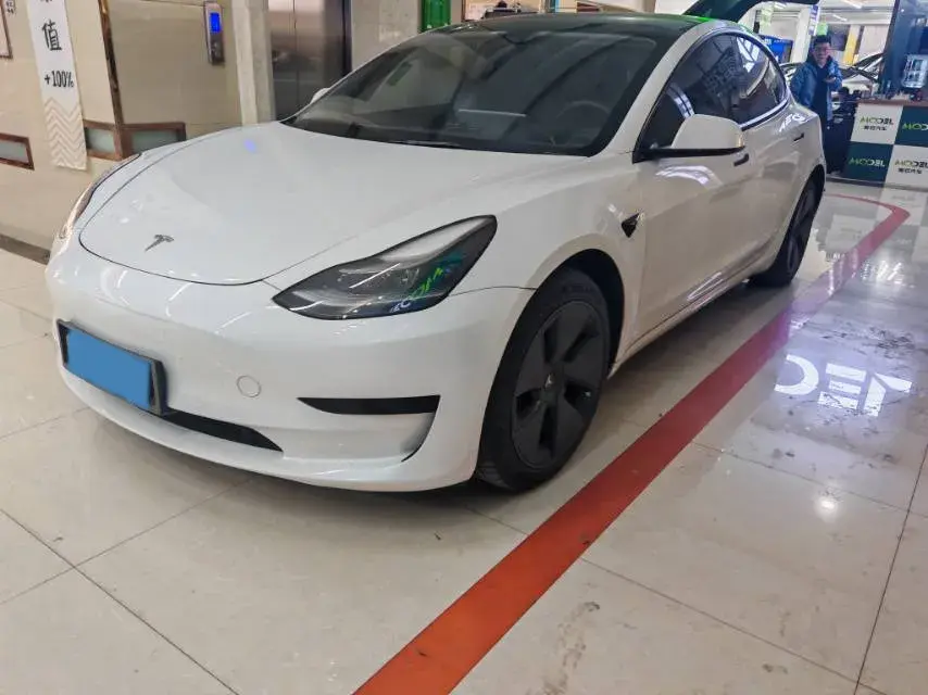 2021 TESLA MODEL view 1