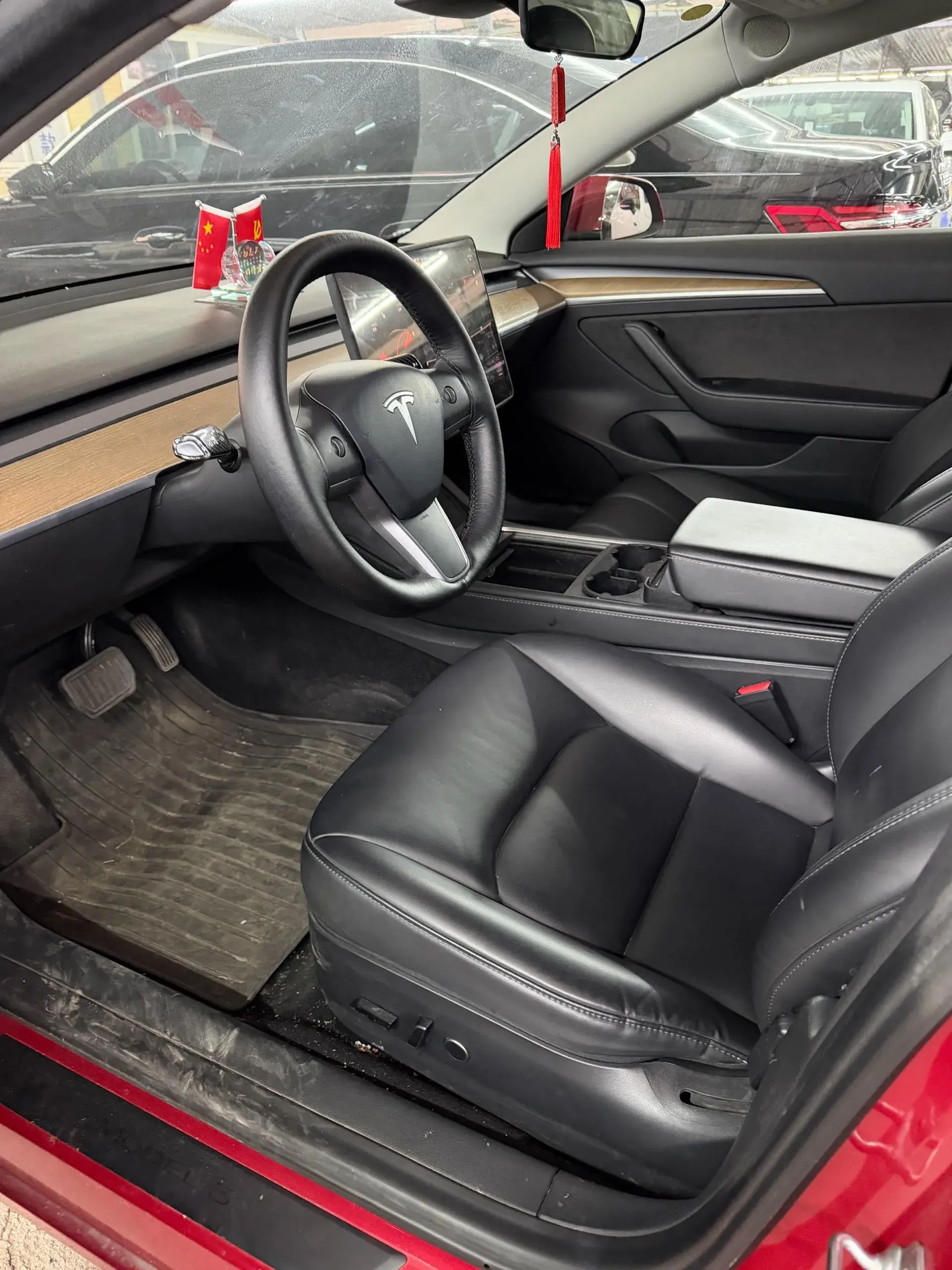 2021 TESLA MODEL thumbnail 3