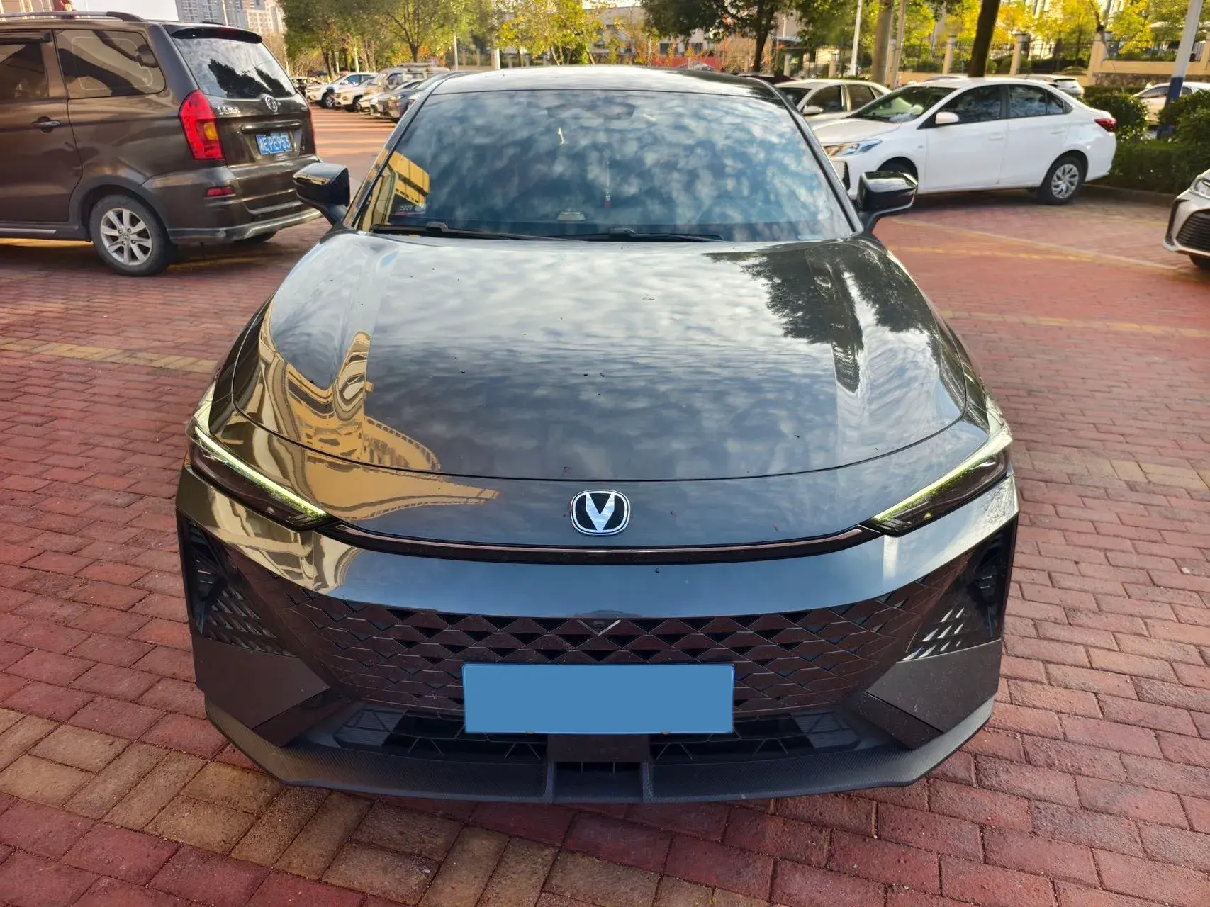 2024 CHANGAN UNI-V thumbnail 2