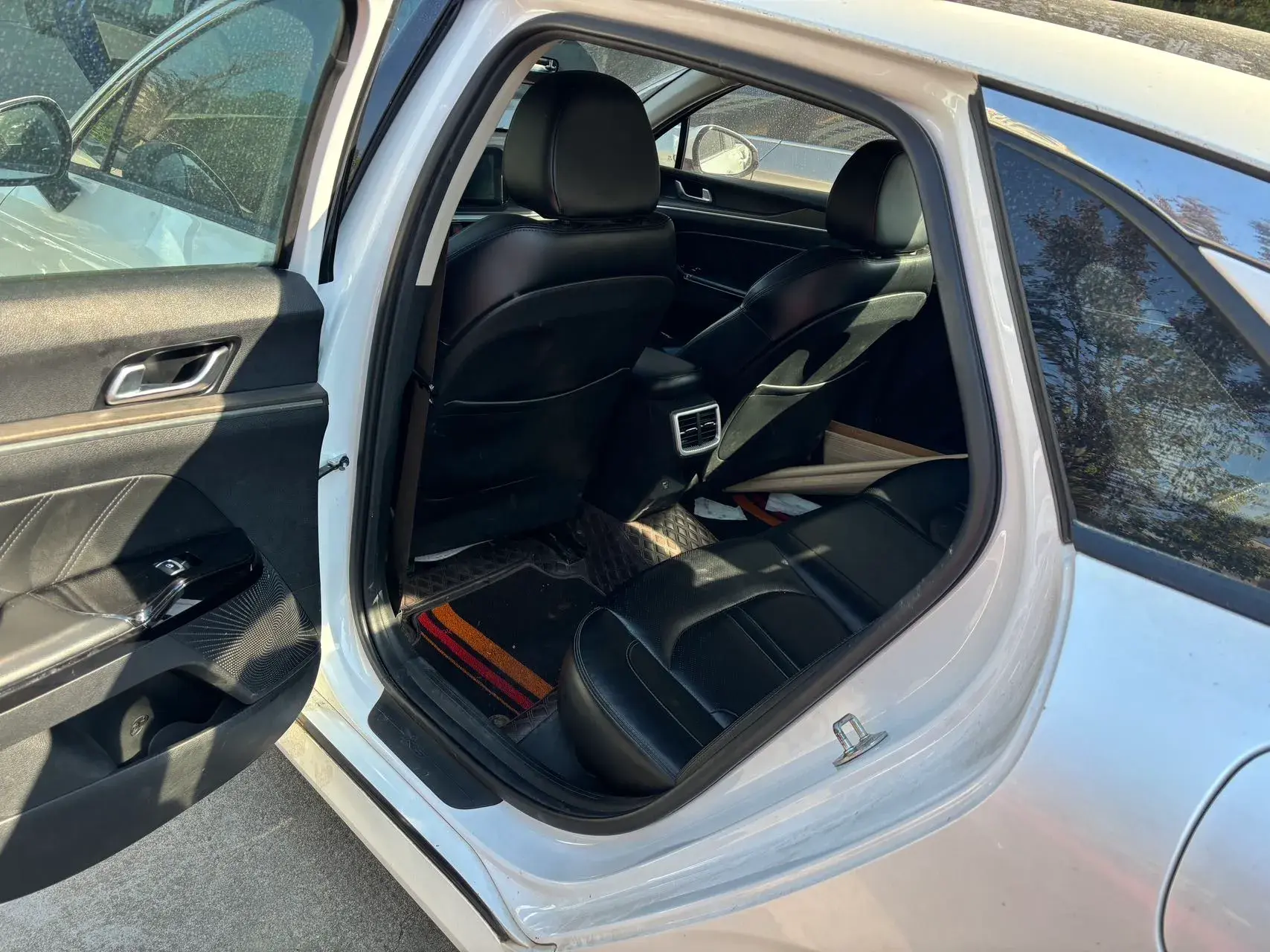 2020 KIA K5 thumbnail 4