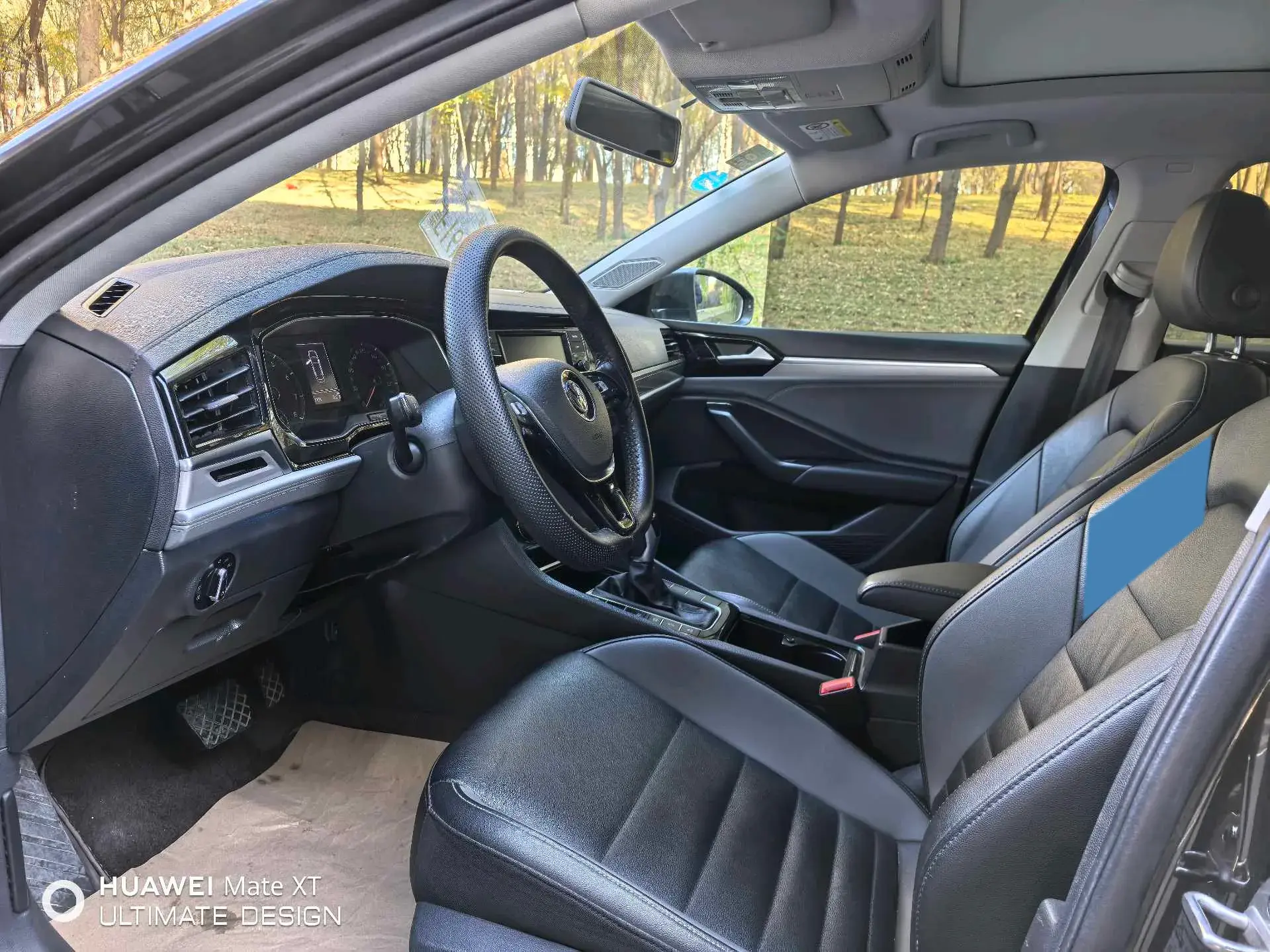 2020 VOLKSWAGEN SAGITAR thumbnail 4