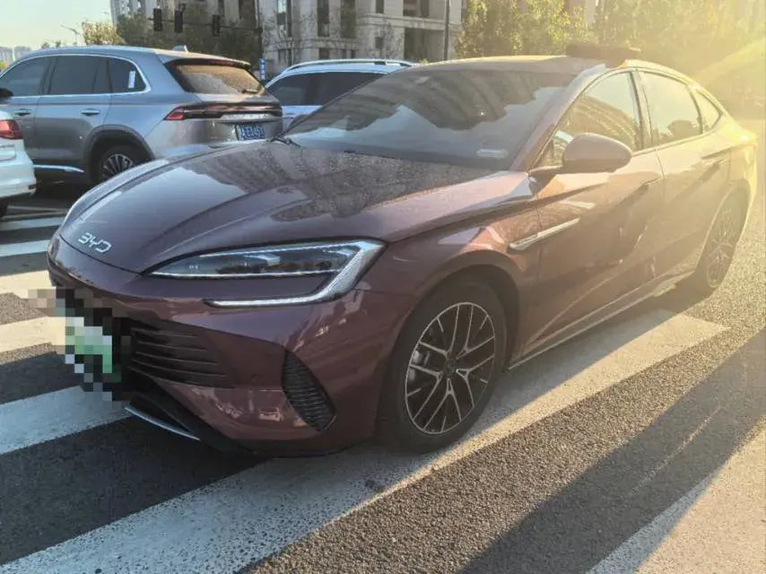 2023 BYD SEAL view 1