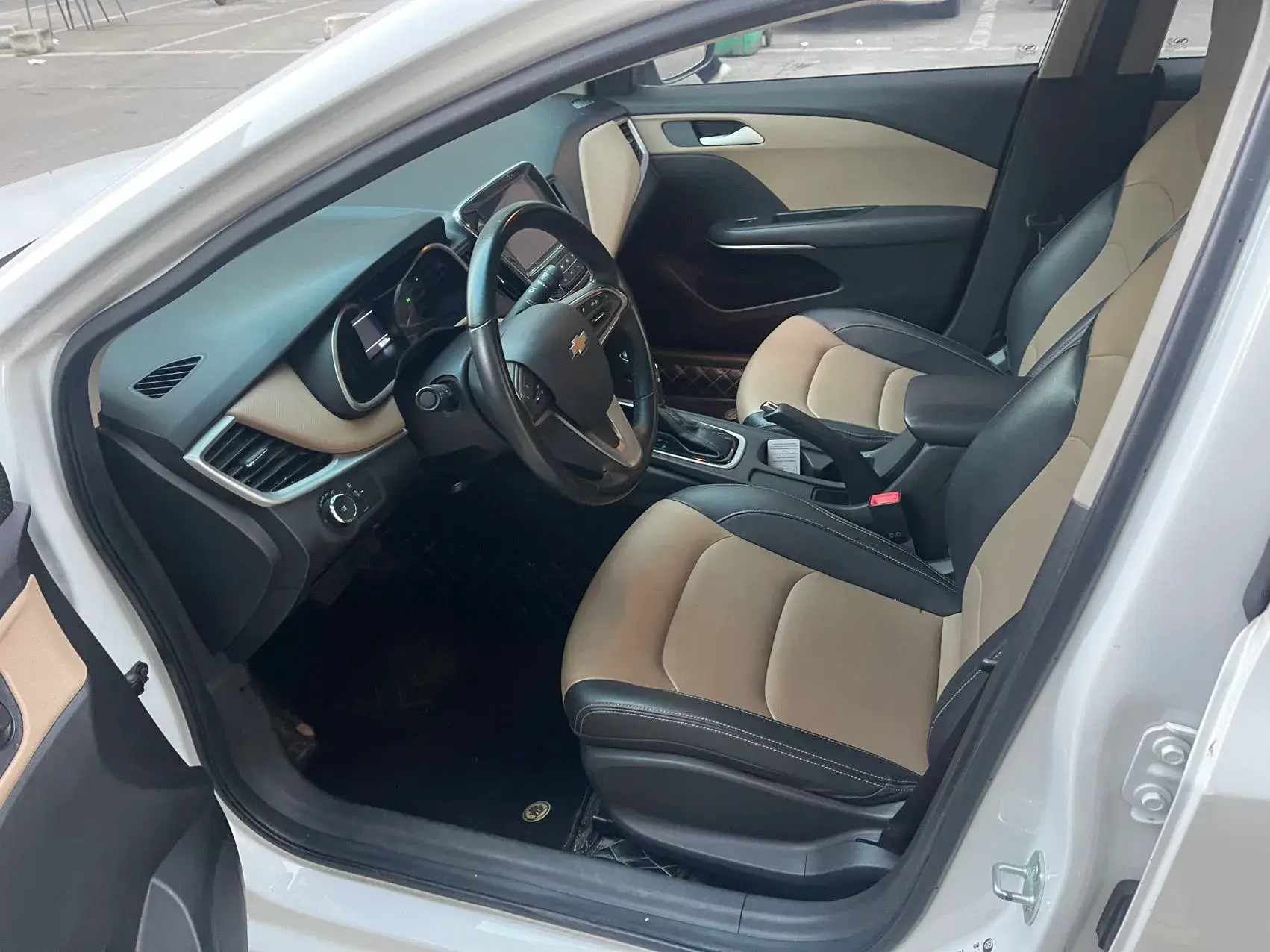 2021 CHEVROLET MONZA thumbnail 3