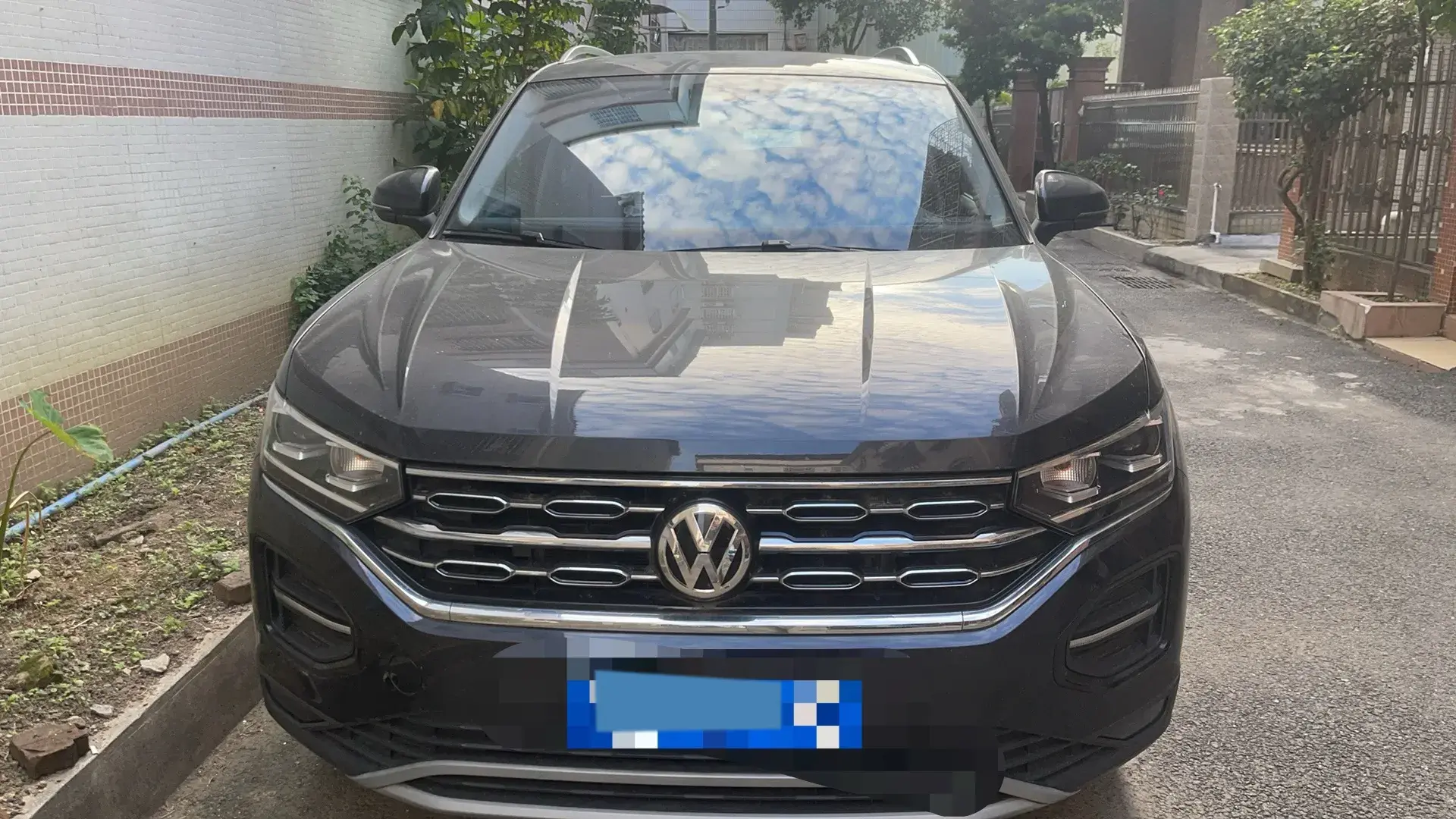 2021 VOLKSWAGEN TAYRON thumbnail 2