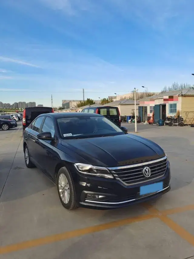 2018 VOLKSWAGEN LAVIDA thumbnail 2