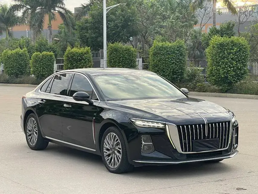 2023 HONGQI H5 thumbnail 3
