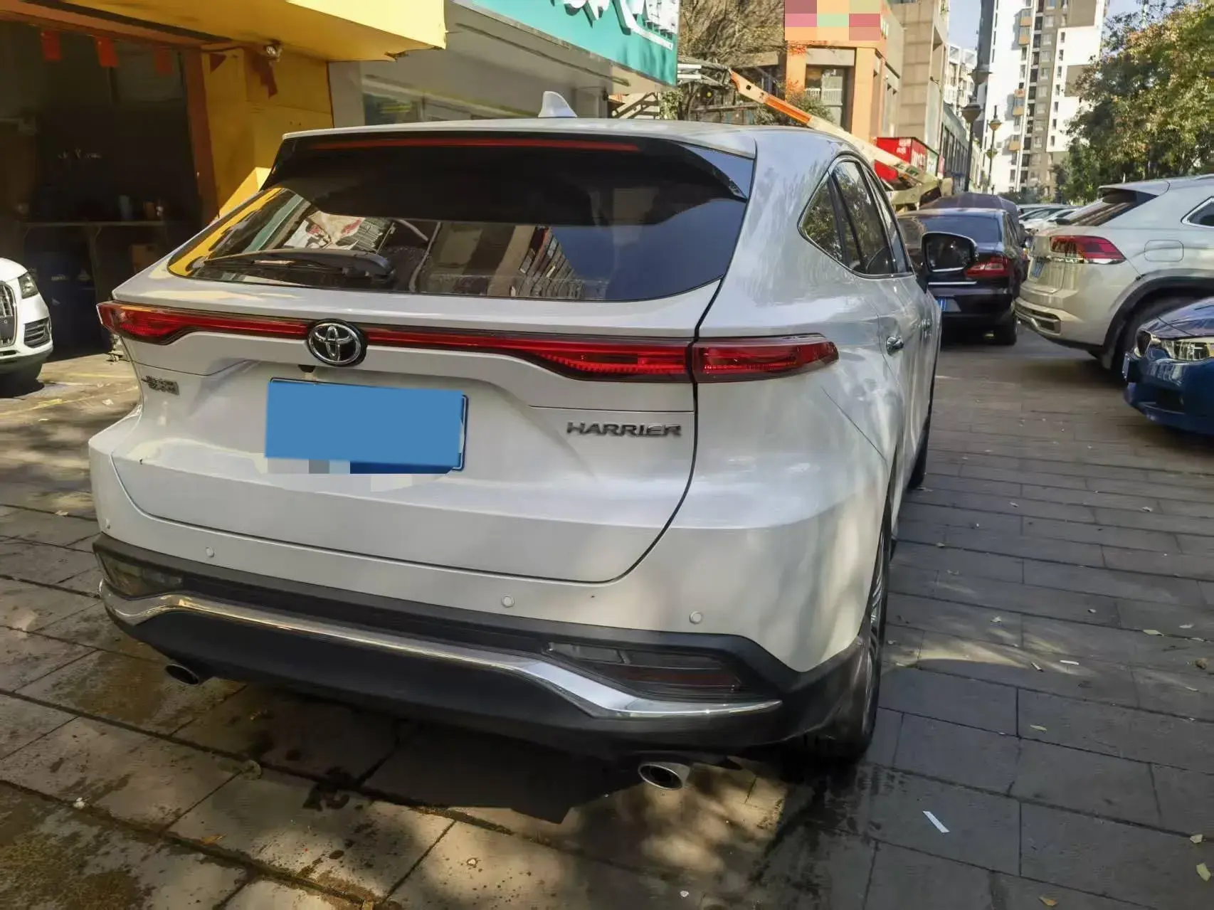 2022 TOYOTA HARRIER thumbnail 2