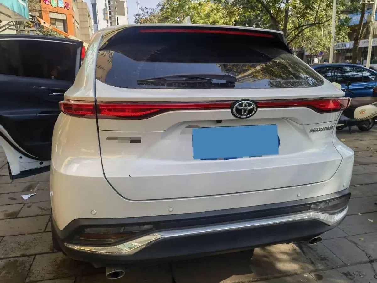 2022 Toyota Harrier 2.0L 171HP L4 CVT,autocango,china used car exporter,china ev exporter,chinese used car exporter,chinese used ev exporter