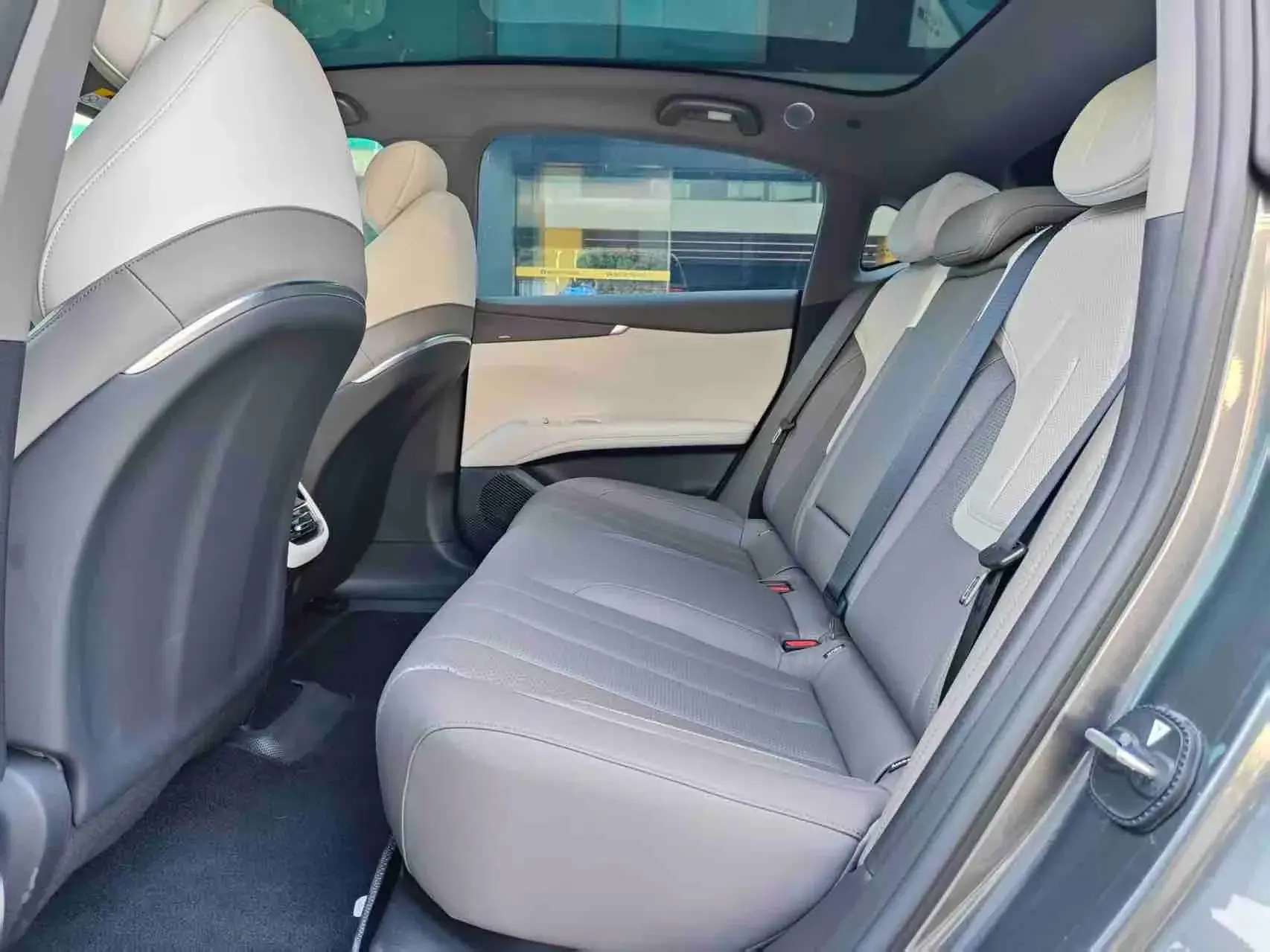 2024 DEEPAL L07 thumbnail 4