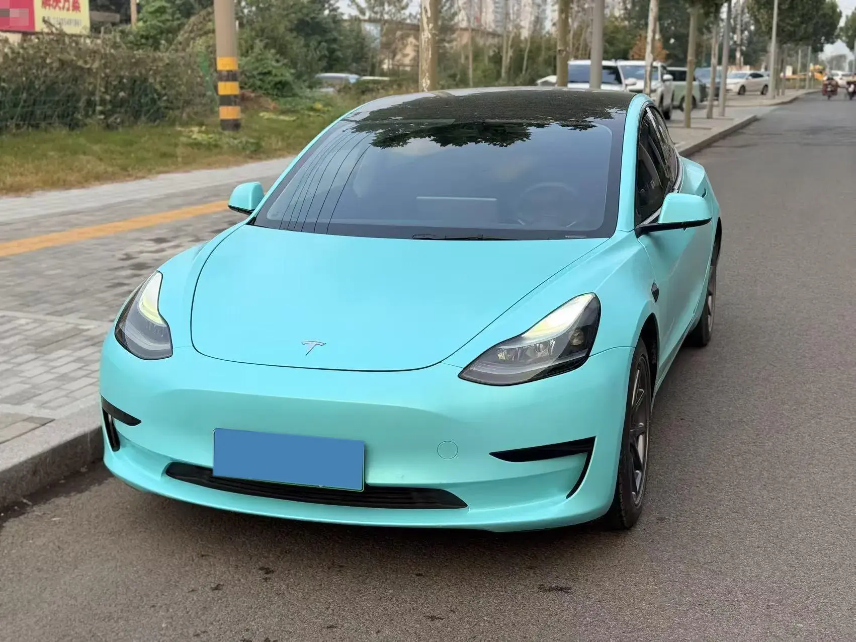 2021 TESLA MODEL thumbnail 2