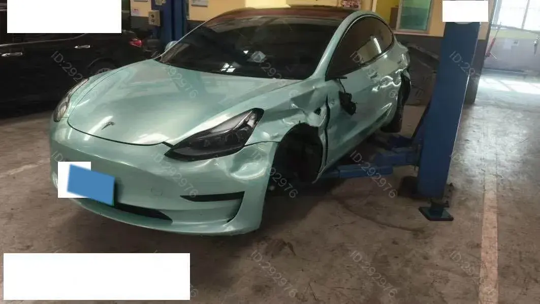 2021 TESLA MODEL view 1