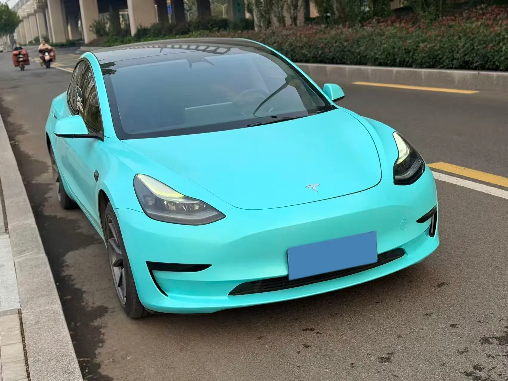 2021 TESLA MODEL thumbnail 3