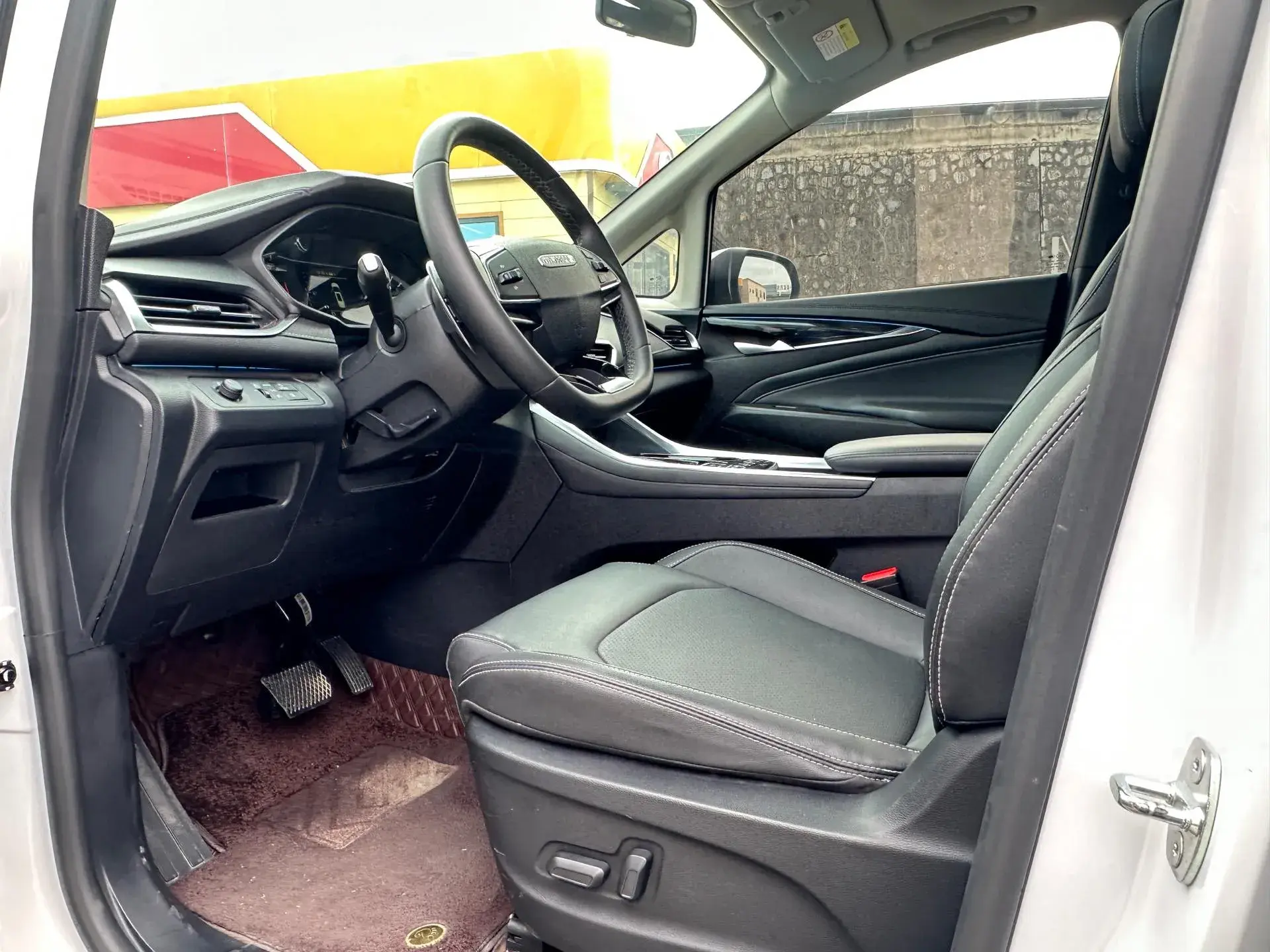 2023 MAXUS G50 thumbnail 4