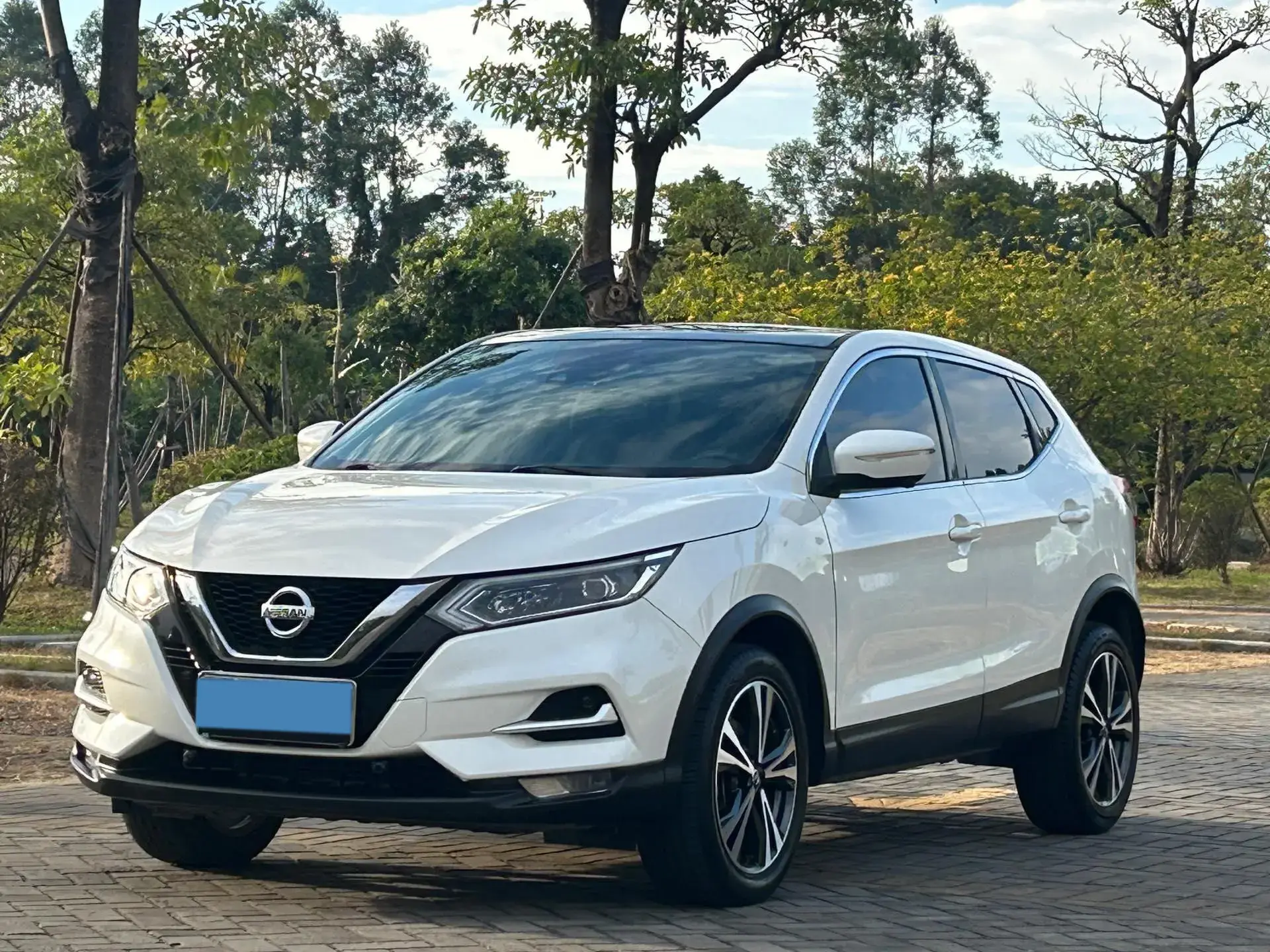 2021 NISSAN QASHQAI view 1
