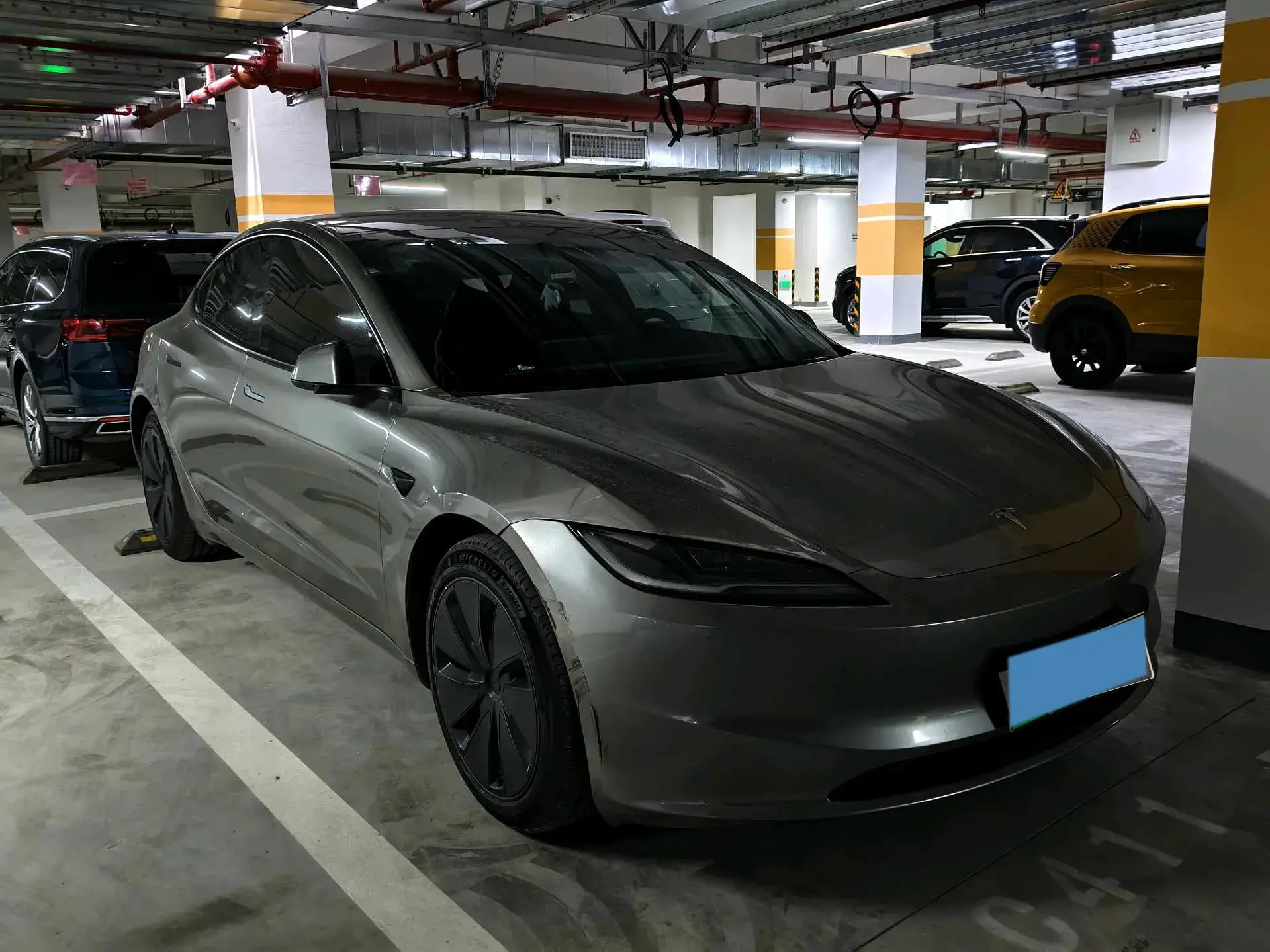 2023 TESLA MODEL thumbnail 3