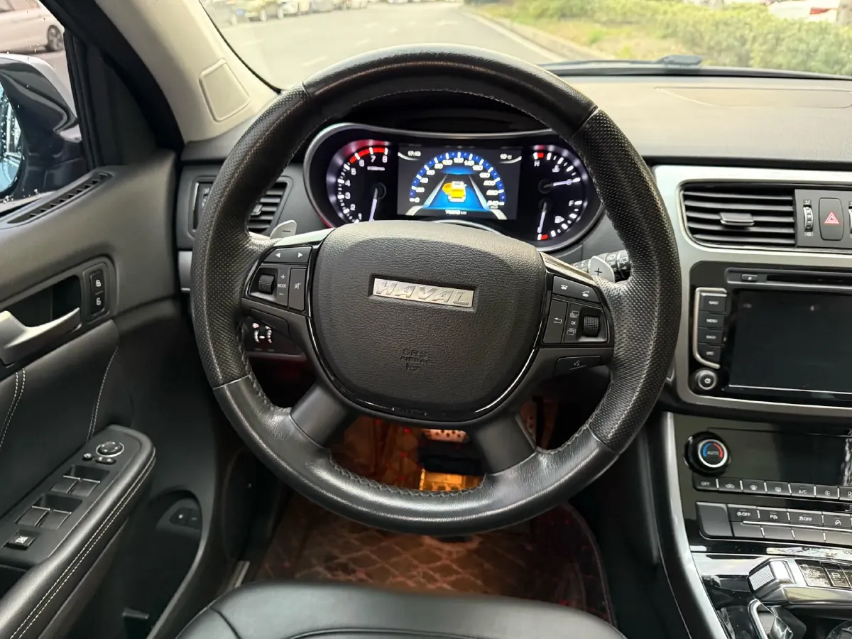 2017 Haval H8 2.0T 252HP L4 8AT,autocango,china used car exporter,china ev exporter,chinese used car exporter,chinese used ev exporter