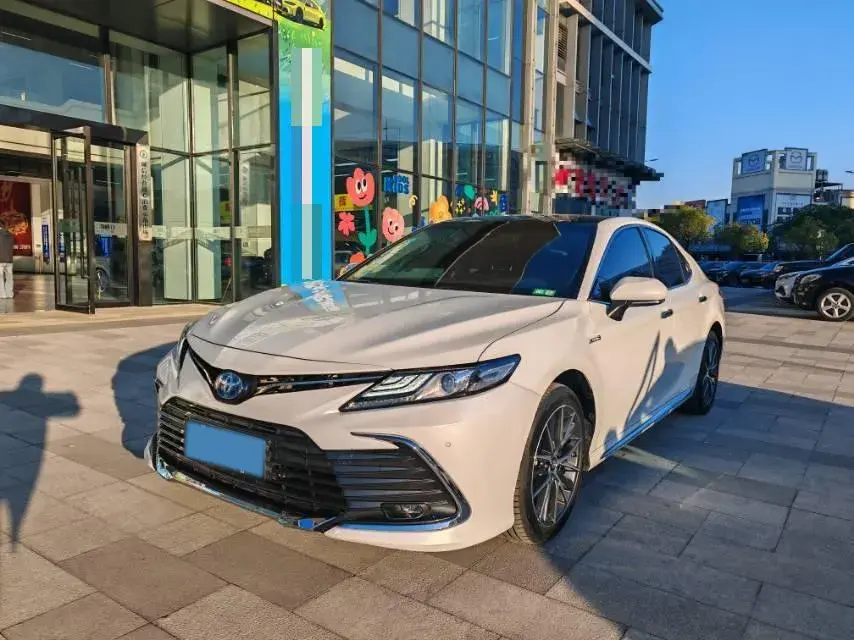 2023 TOYOTA CAMRY view 1