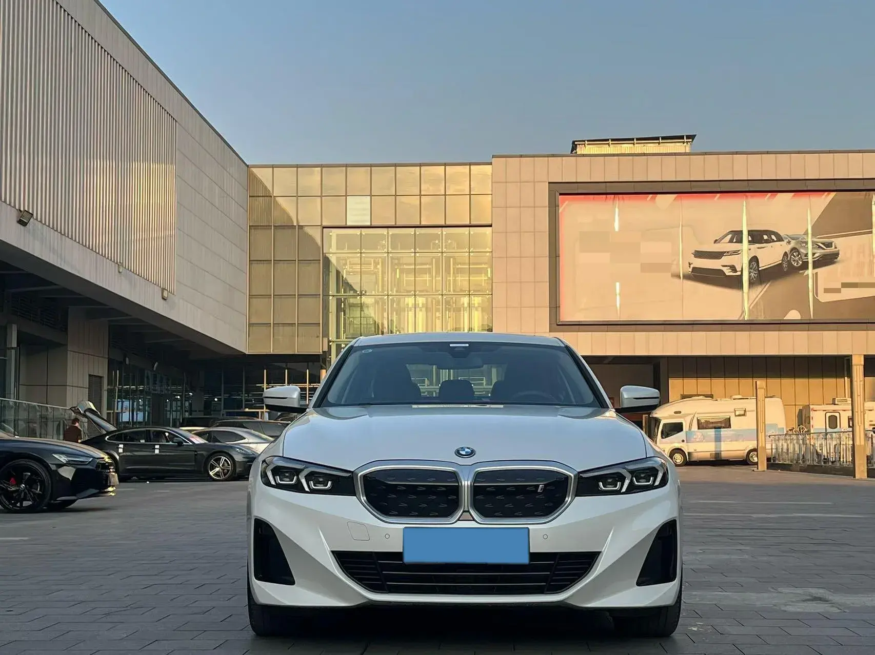 2022 BMW I3 thumbnail 2