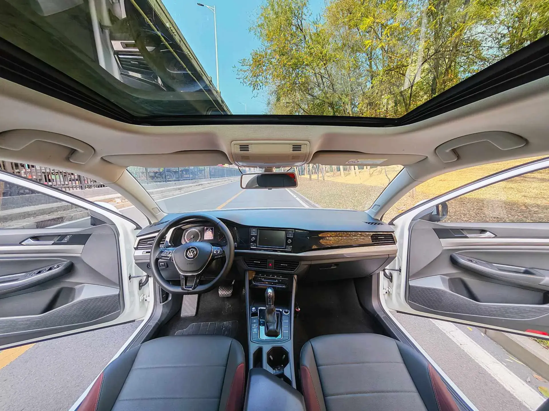 2020 VOLKSWAGEN BORA thumbnail 4